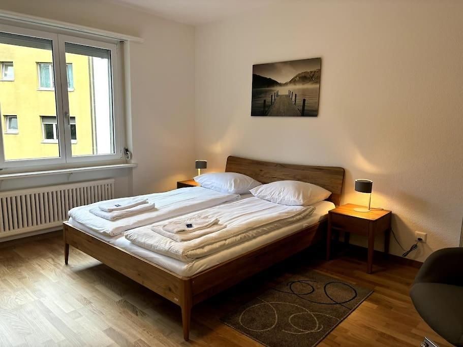 Apartment Cozy 2br Near - 8 *