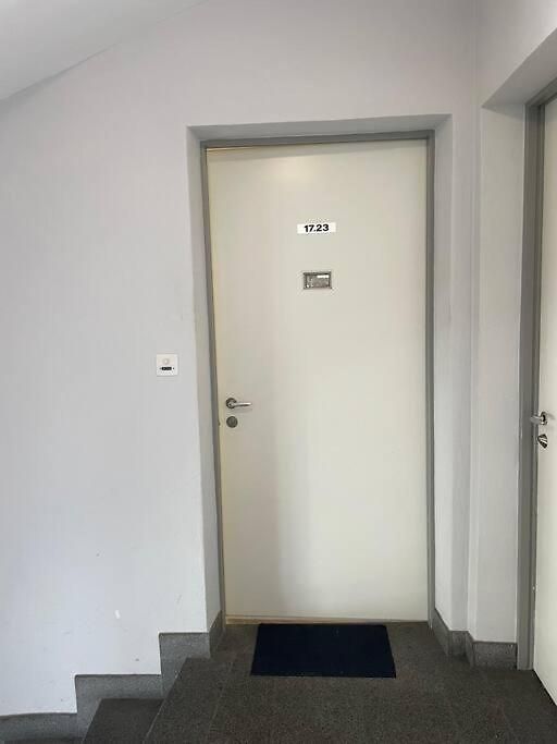 Apartment Practical Nearby - Cross 6 Zürich