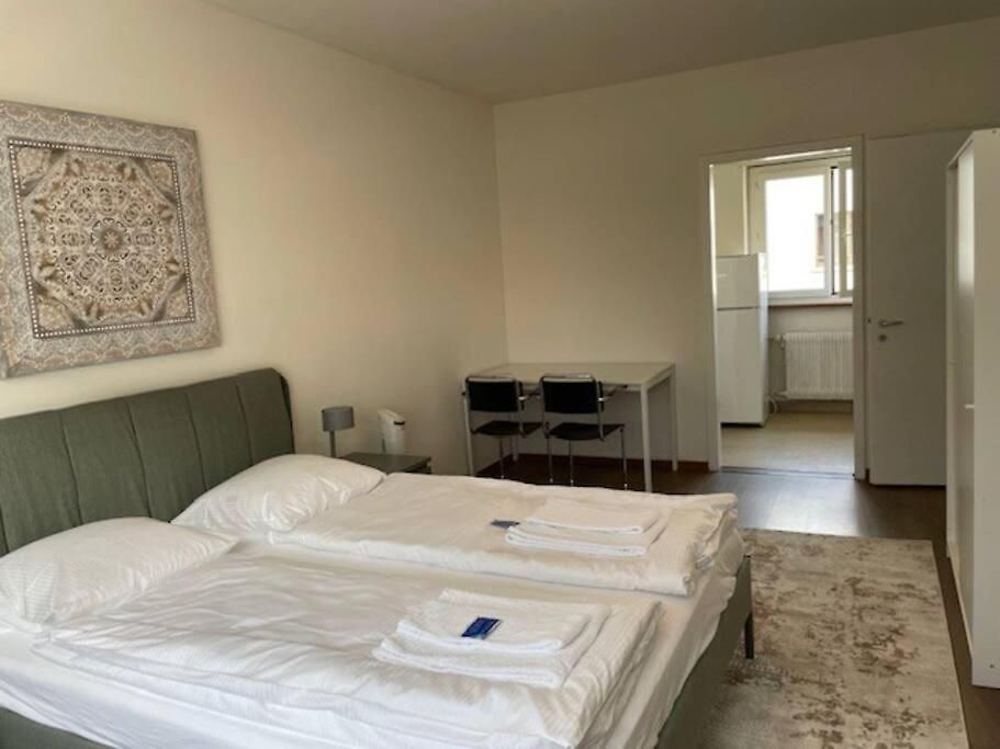 Functional Nearby Opera - Cross 7 Apartment *