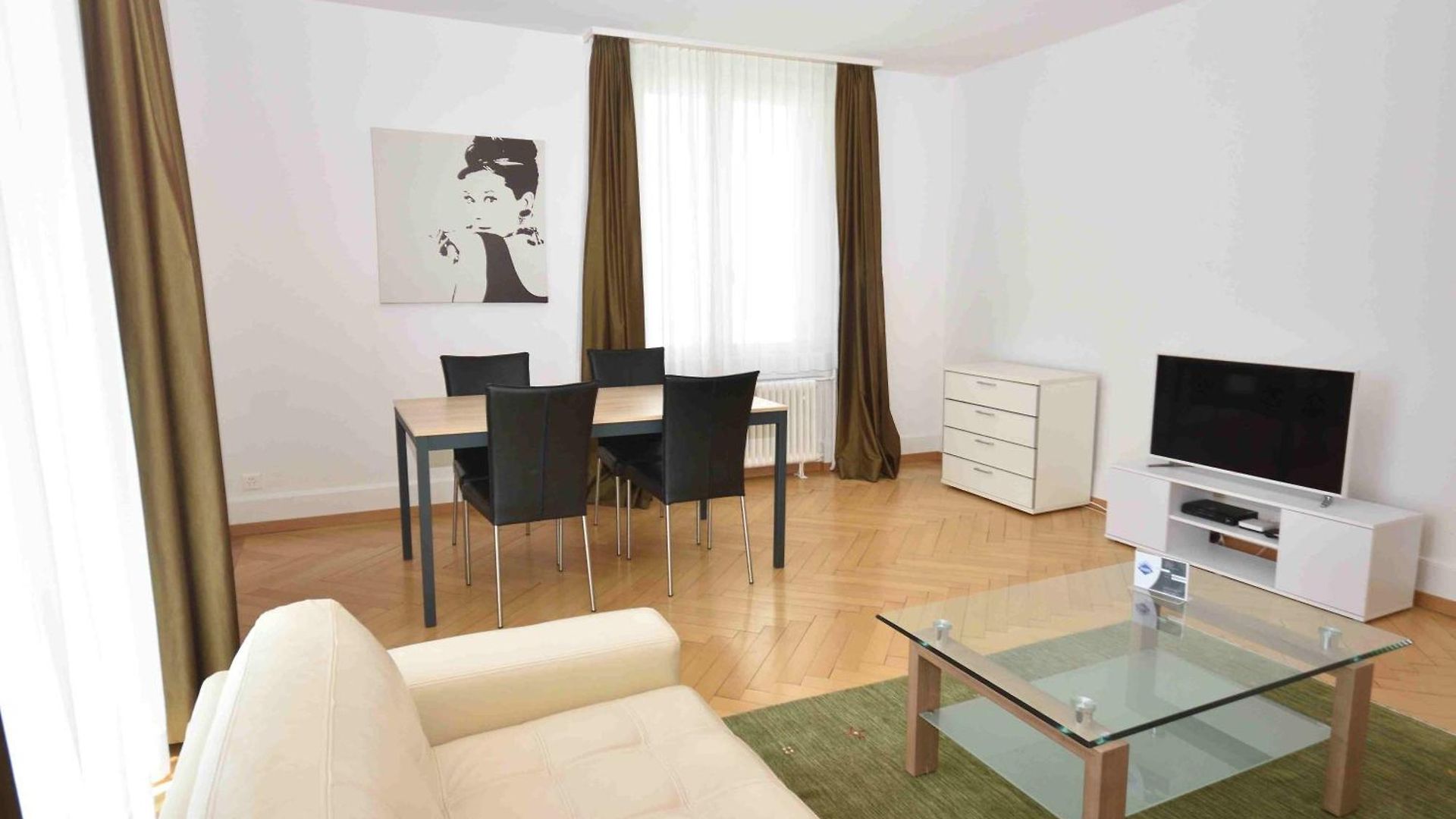 Apartment 2br Flat Near And - Stardust 22 Zurich