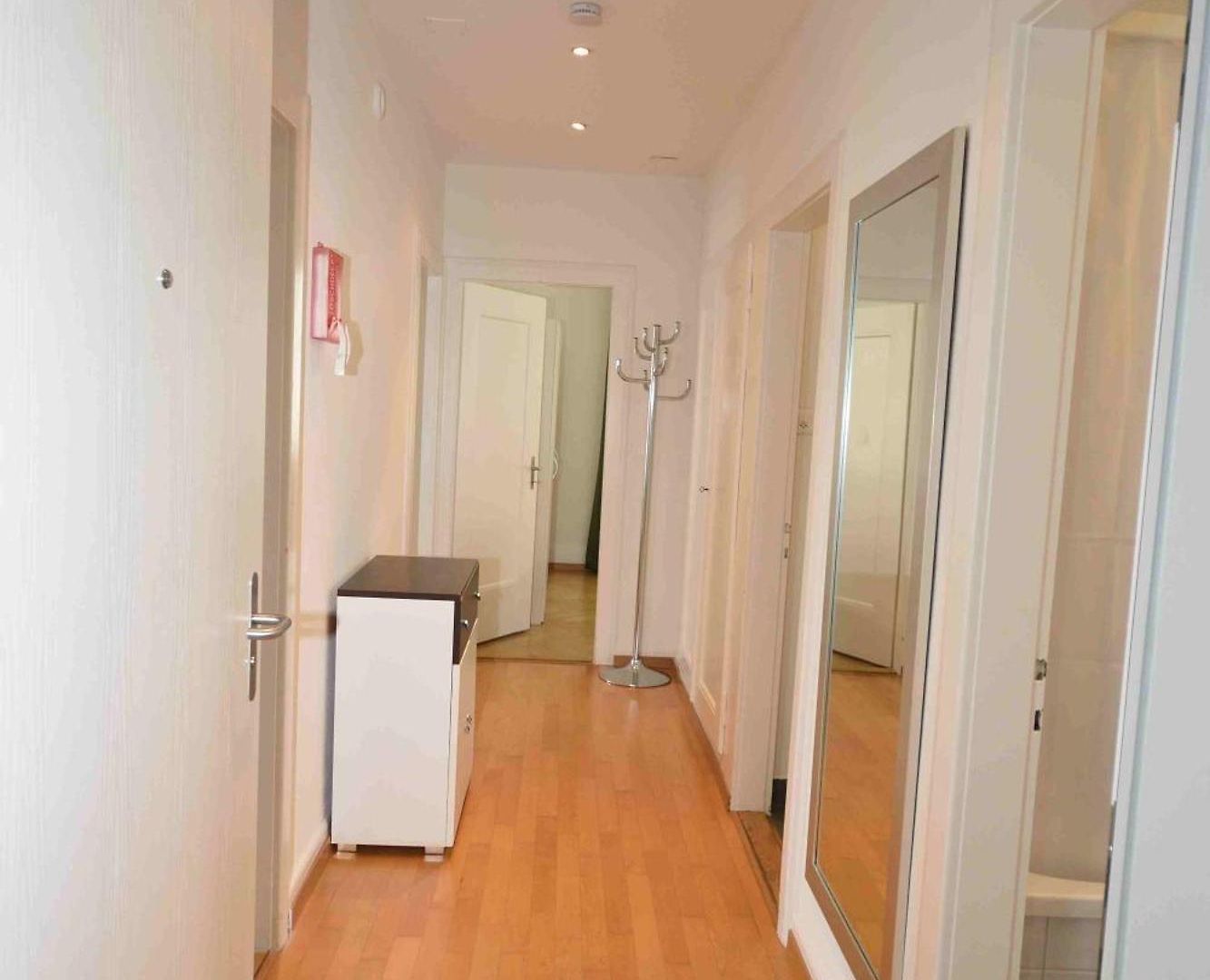 2br Flat Near And - Stardust 22 Zurich