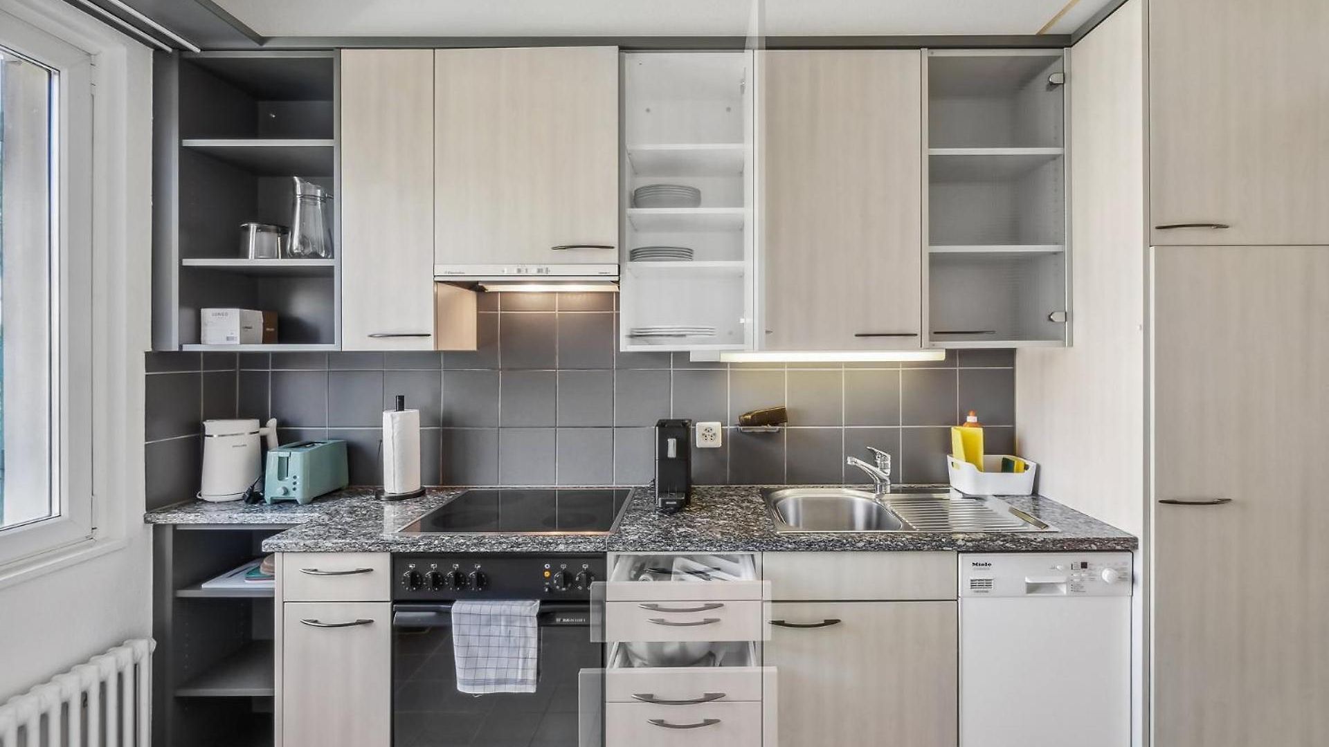 Apartment Comfortable In Oerlikon 20 Minutes Away From Airport