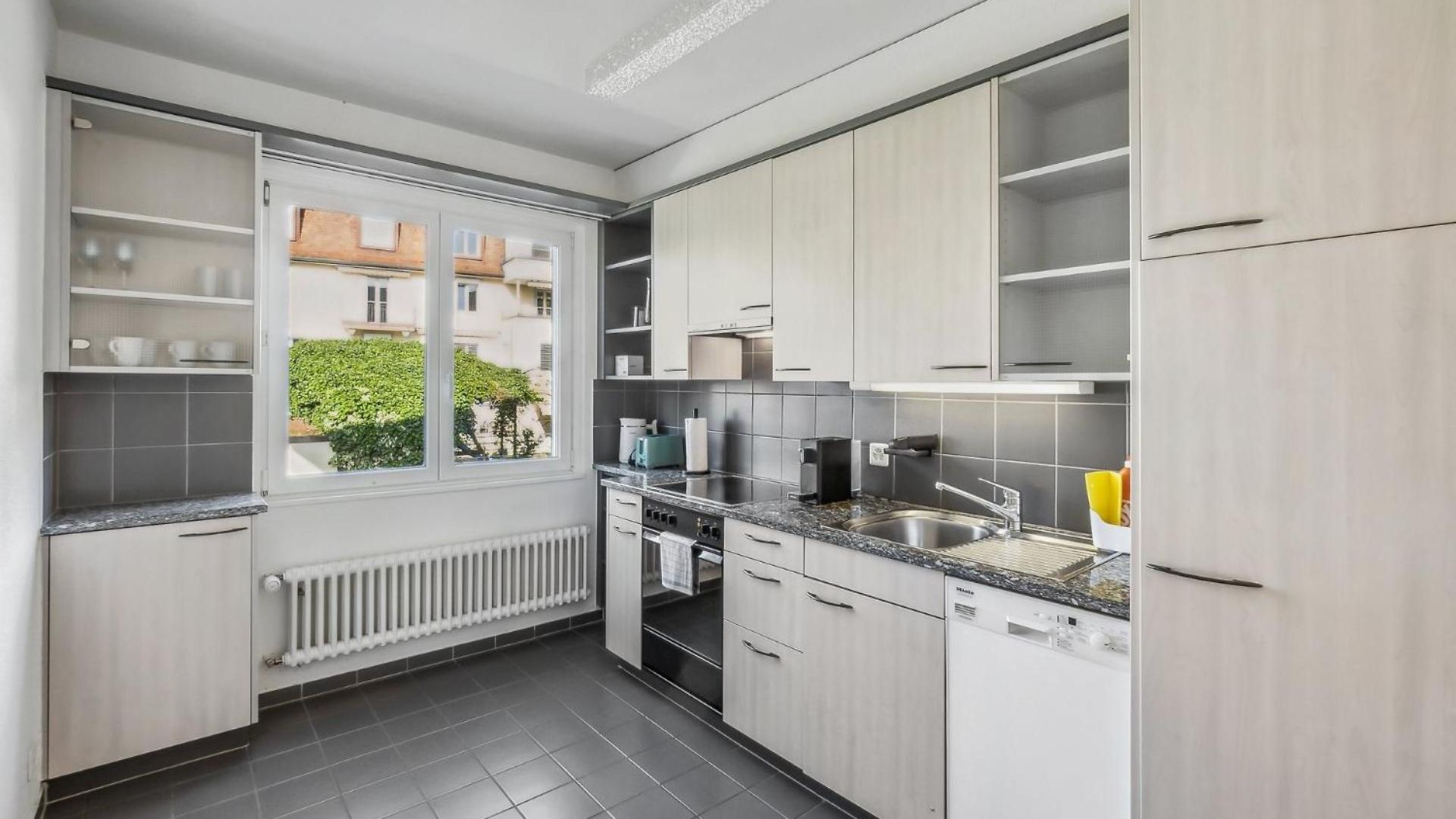 Apartment Comfortable In Oerlikon 20 Minutes Away From Airport