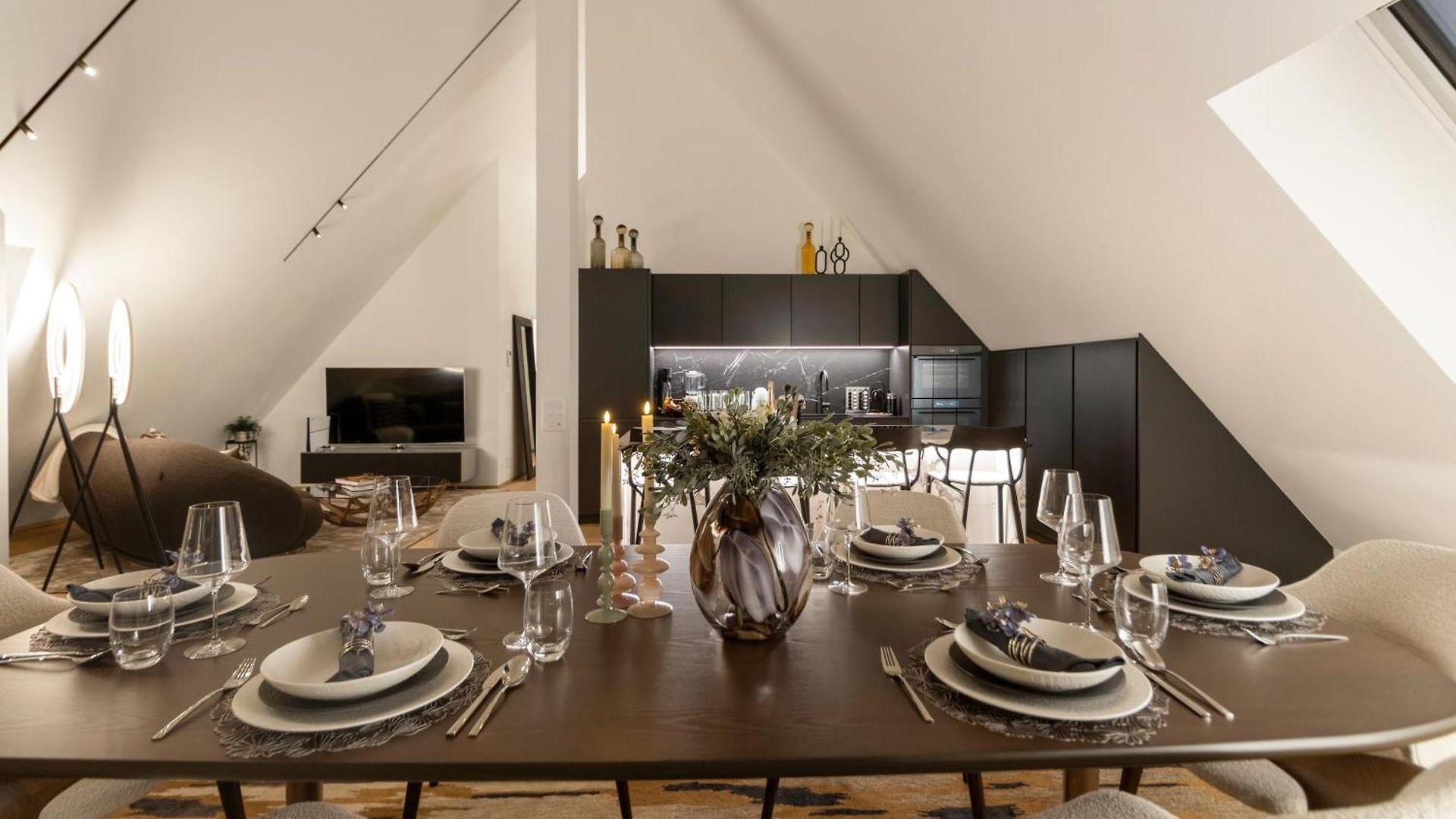 Apartment Bahnhofstrasse Designer Penthouse Private Rooftop *