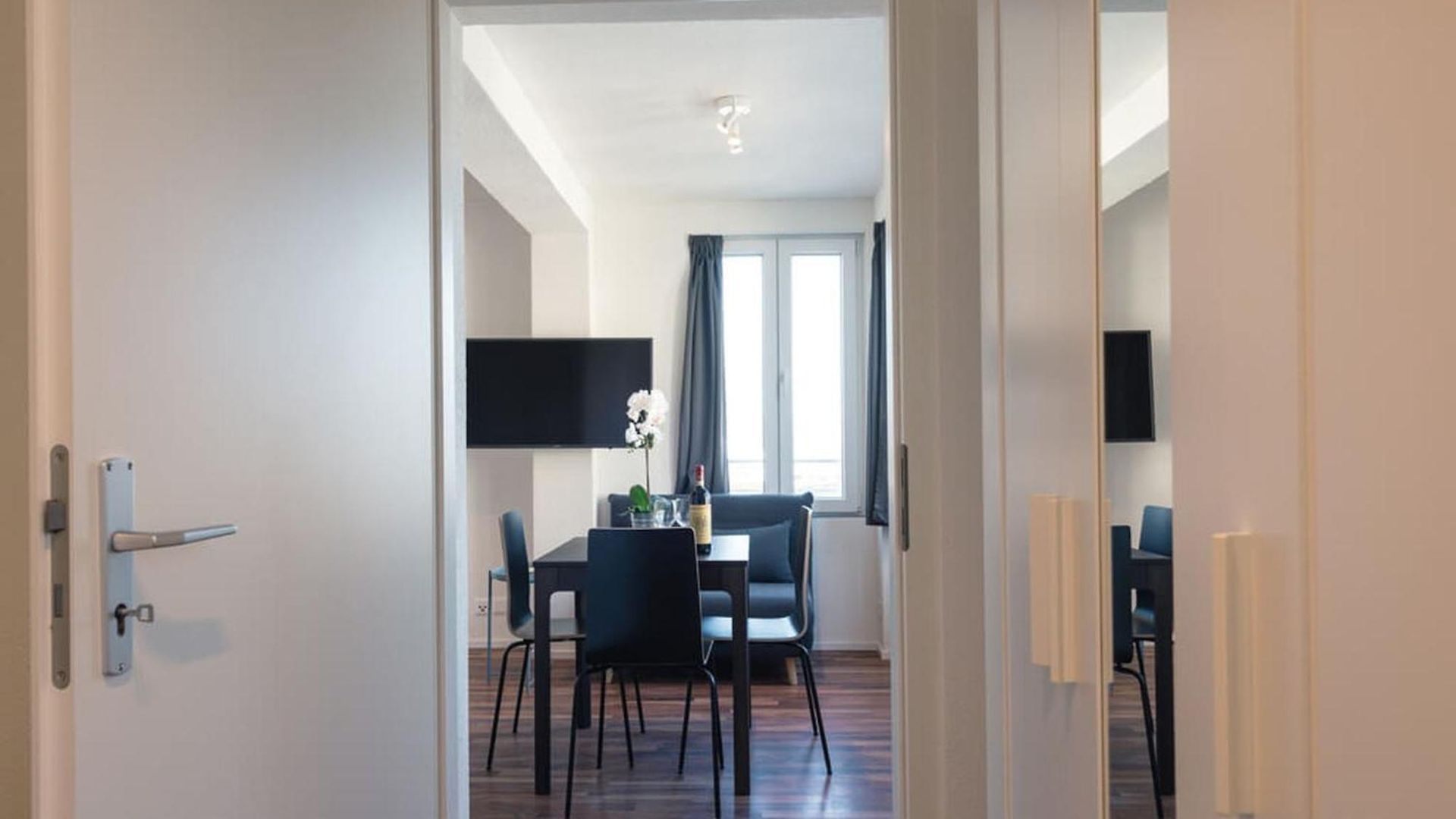 Hitrental Wiedikon Apartment *