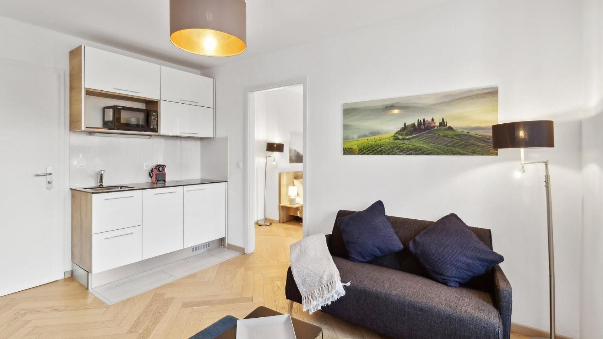 Apartment Badenerstrasse 356 - Self Check In By Homenhancement Zurich