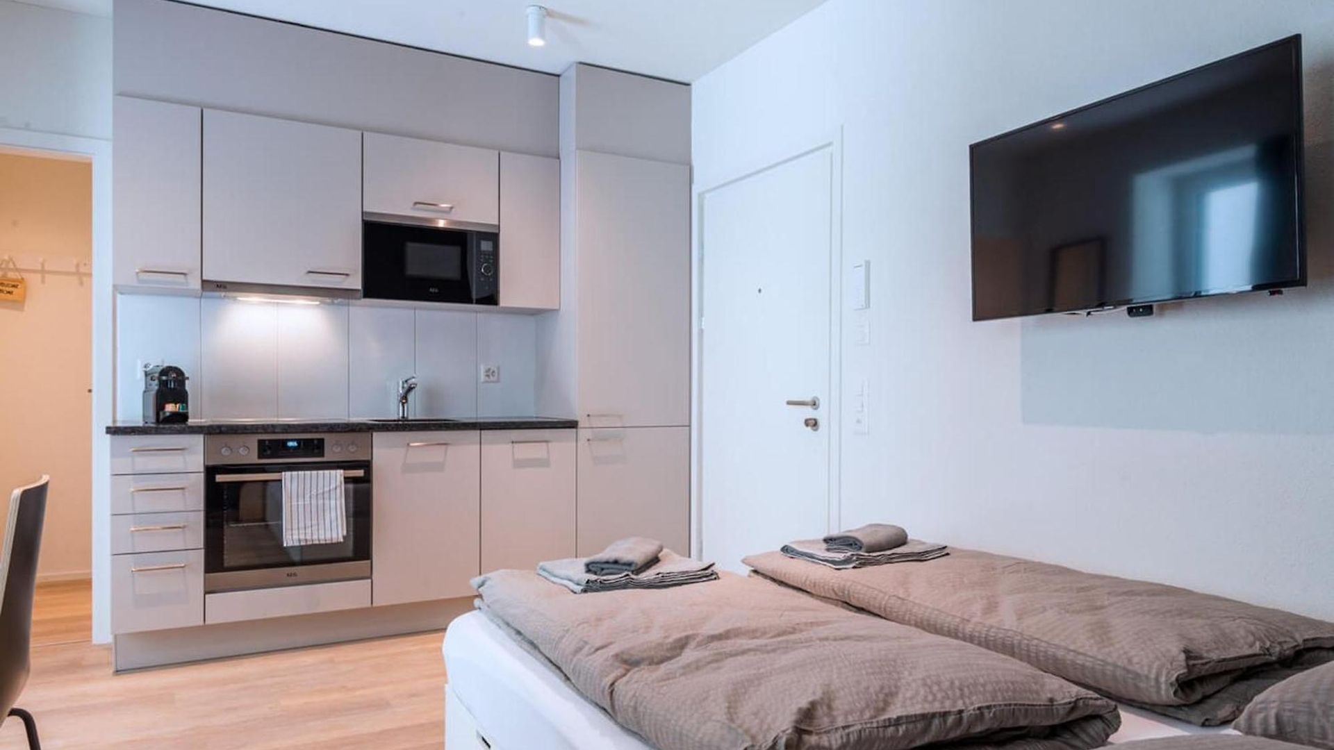 Hitrental Station Apartment