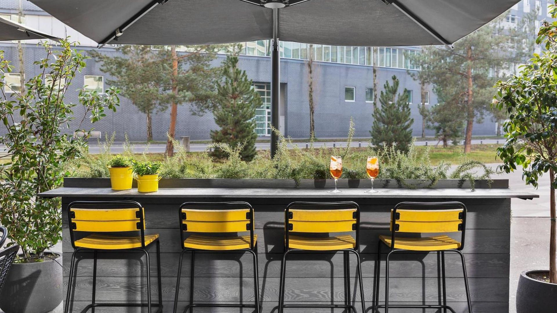 Courtyard By Marriott North Hotel 4*
