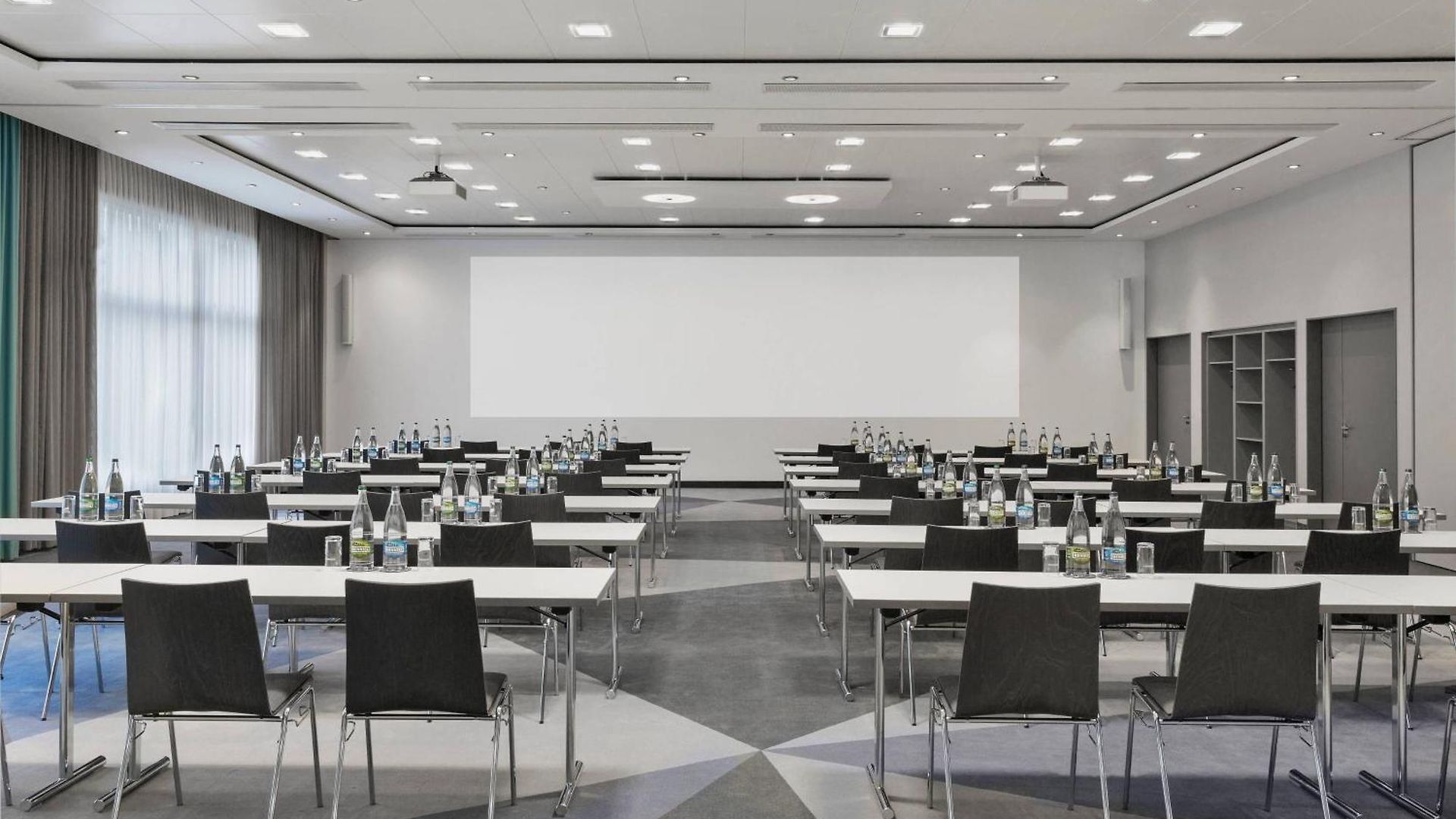 Hotel Courtyard By Marriott North 4*