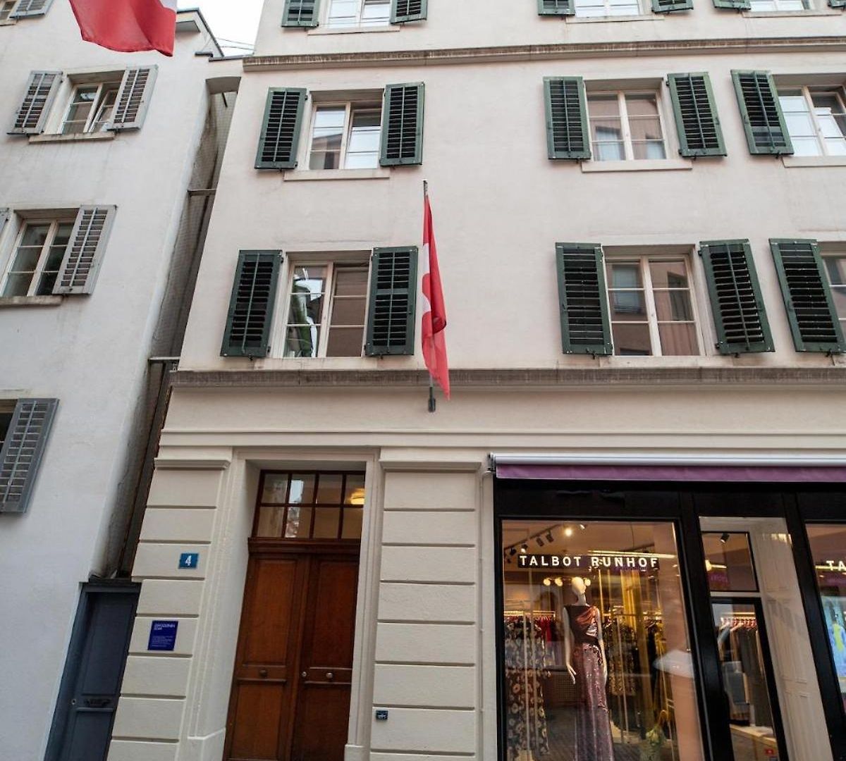 Great 2bd Flat Old Town - Schipfe B * Zurich