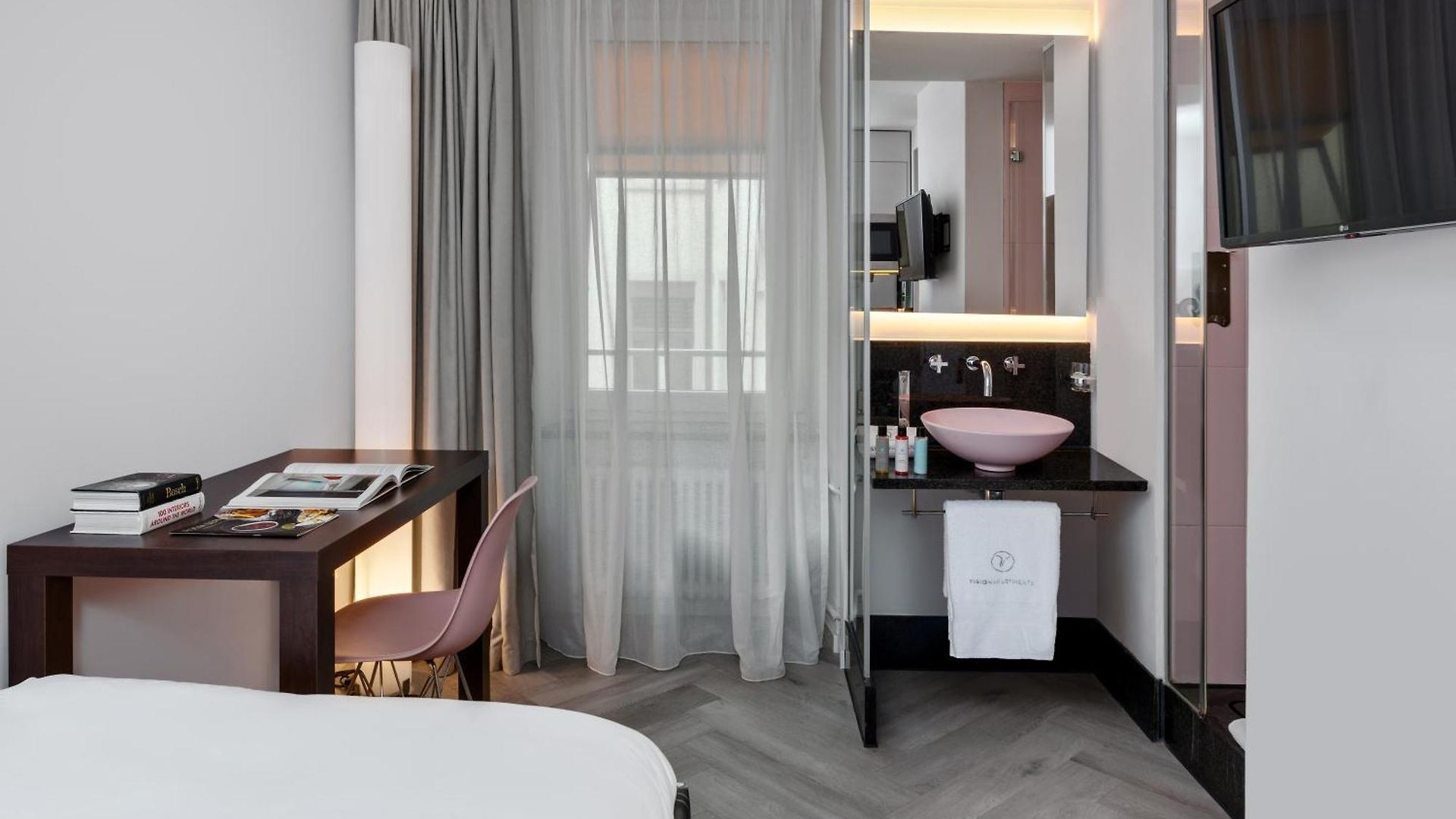 Visionapartments Brandschenkestrasse - Contactless Check-in Aparthotel 3*