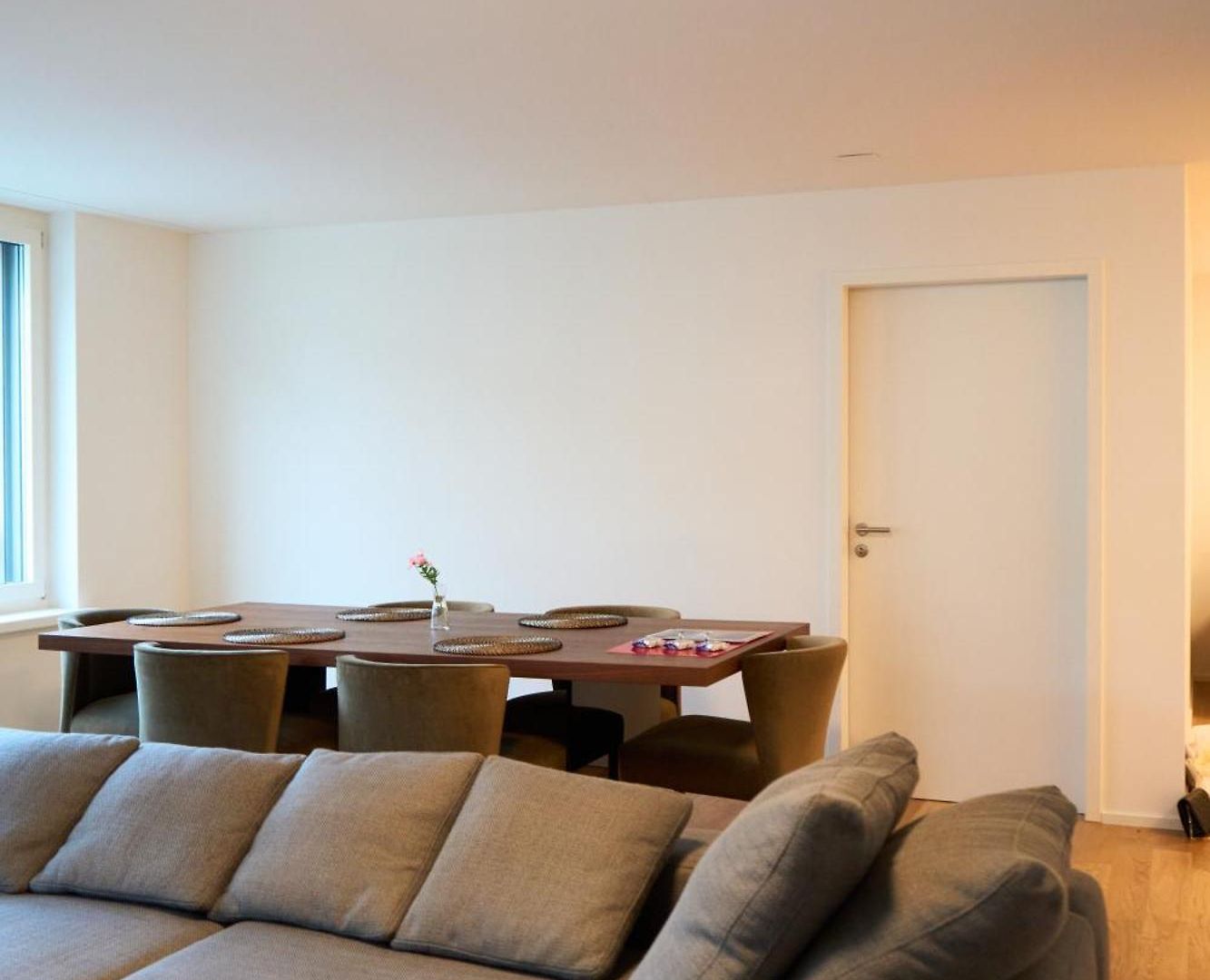 Wollishofen Station 2 Bedroom Luxury Apartment