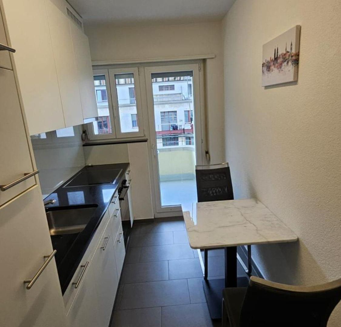 Apartment Cozy Near Train Station - 7 *