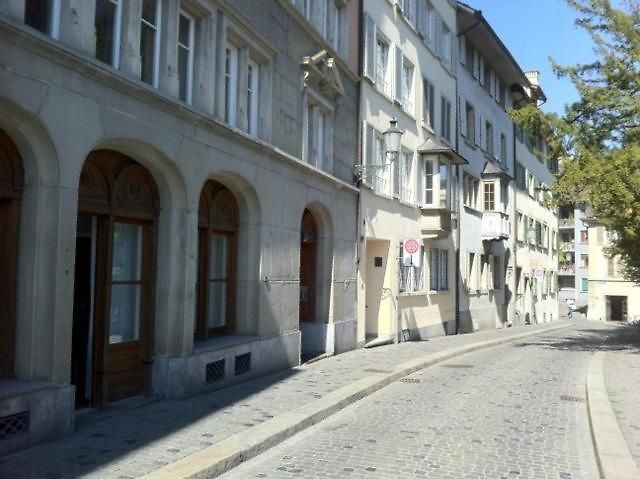 Apartment Charming 1br In The Old Town - Uz4 *