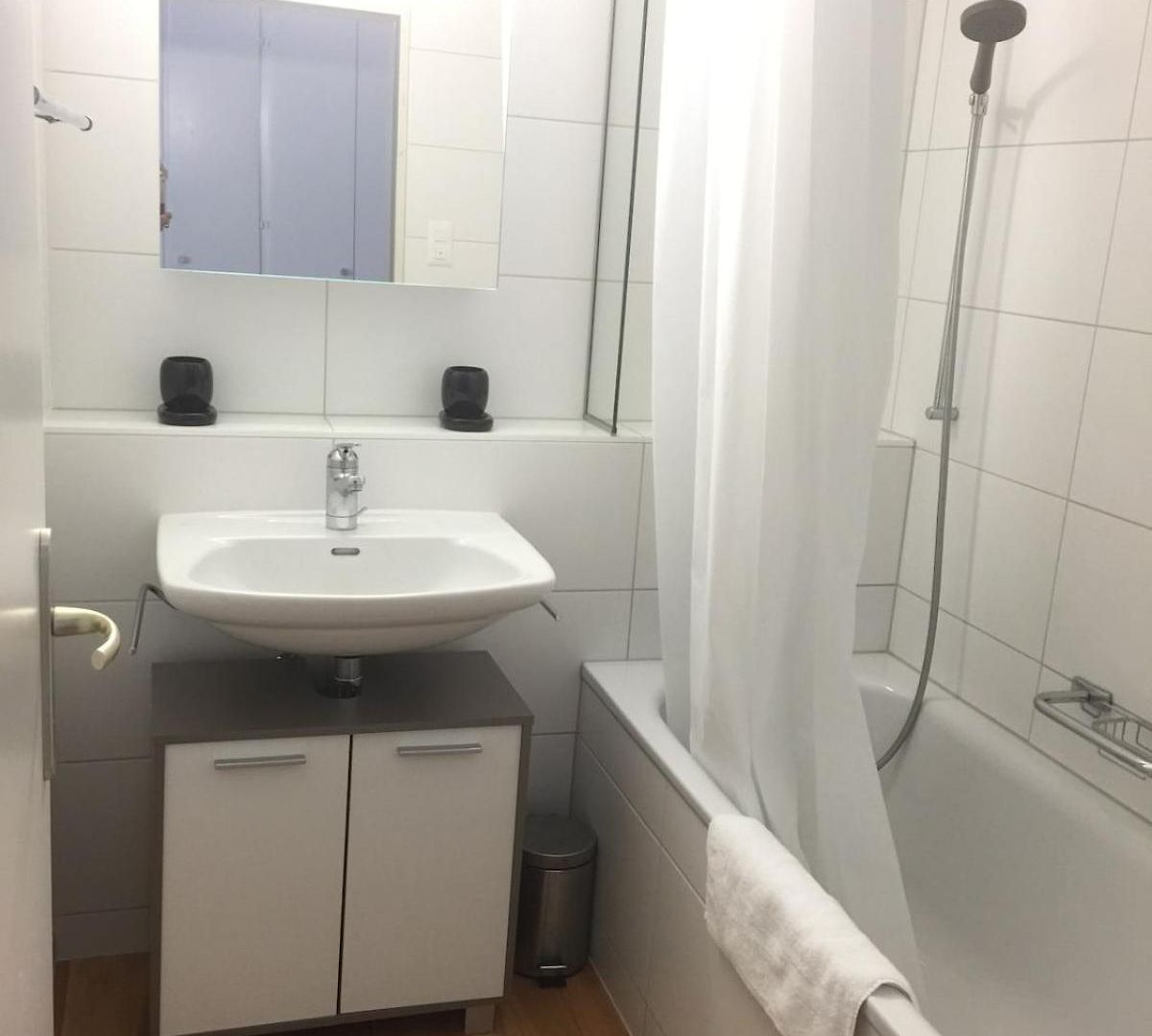 2br Flat Close To Lake, Opera And Center - Sf10 Apartment Zurich