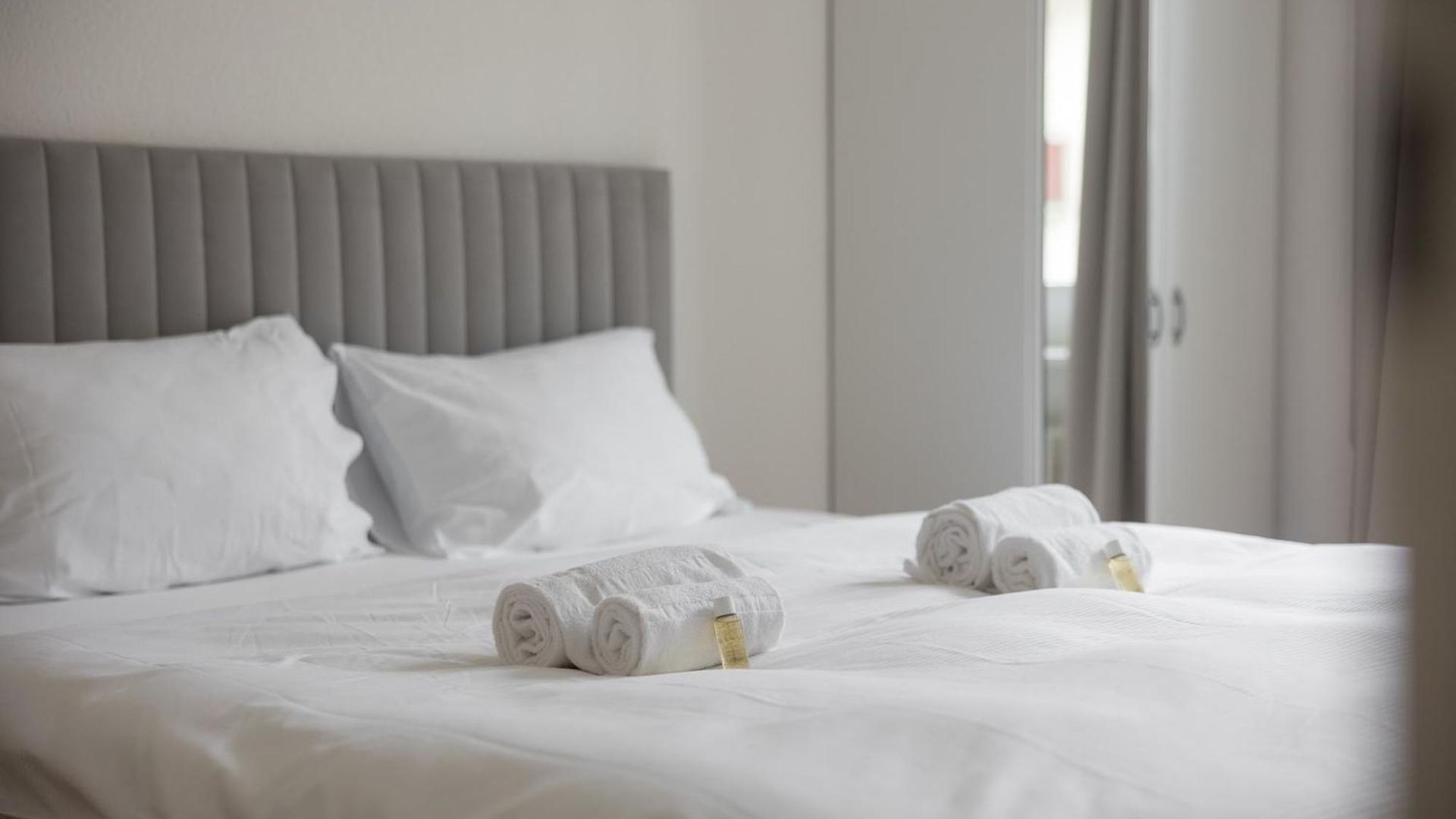 Downtown Dream 2 5br With Balcony And Style Ba 51 Zürich