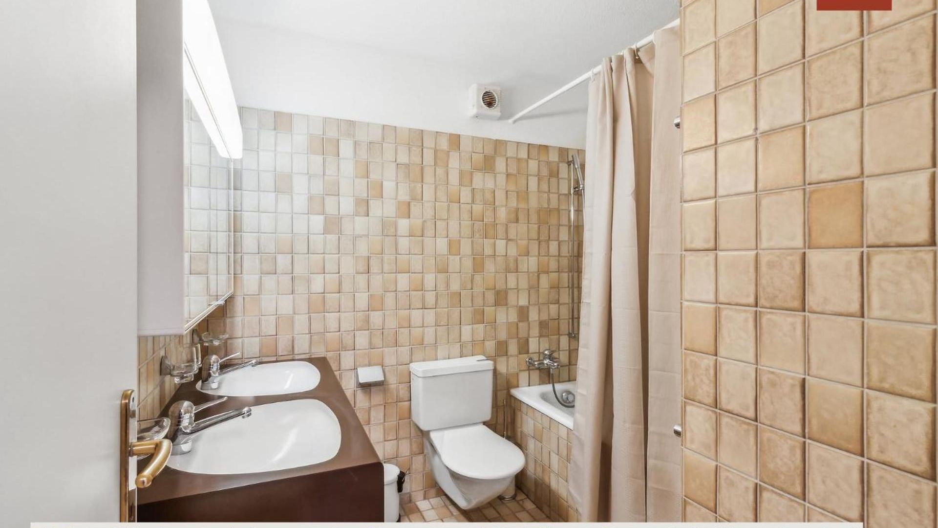Chic 3-bedroom Near Center Apartment Zürich