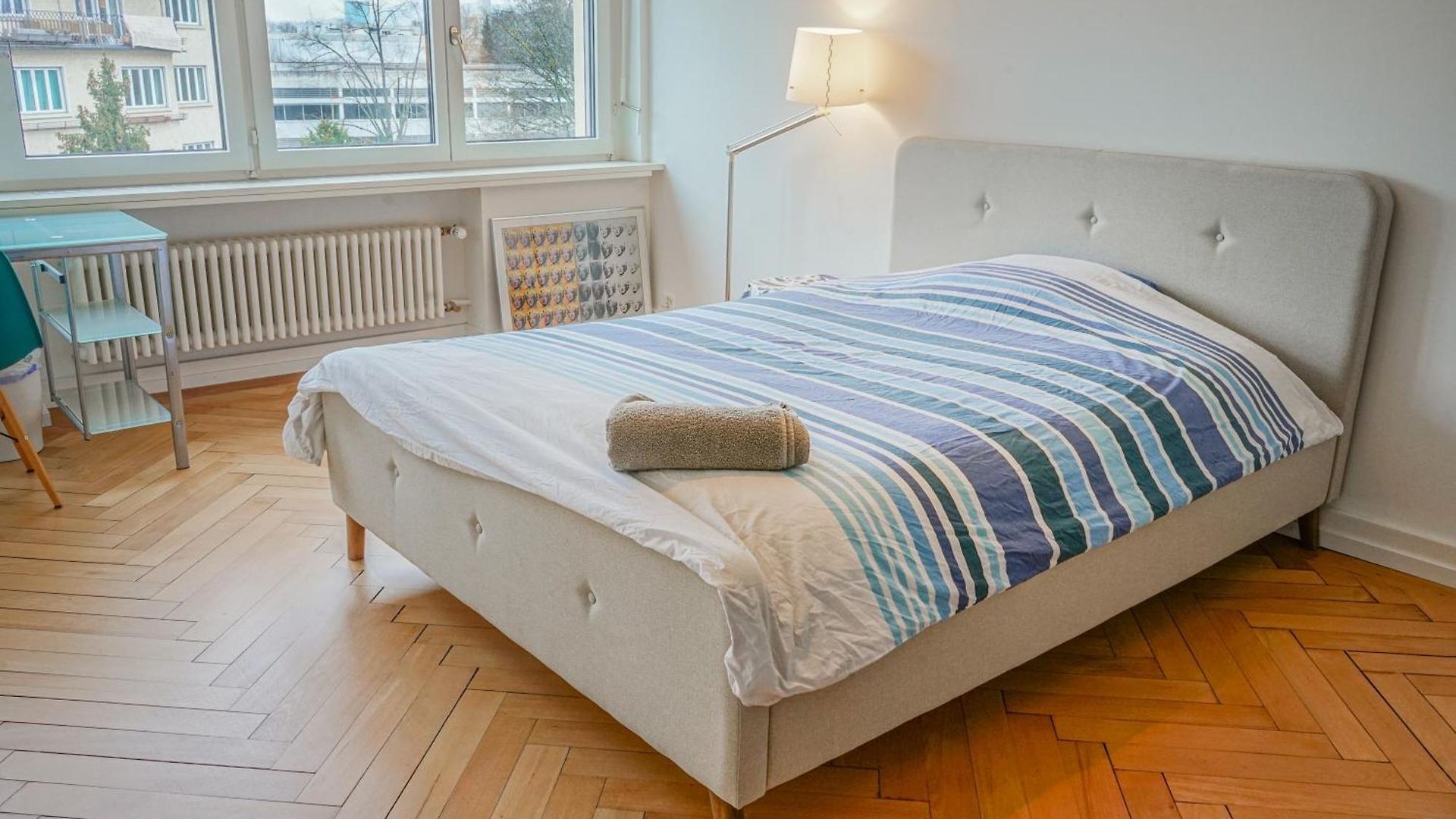 Downtown - Large, Quiet Private 