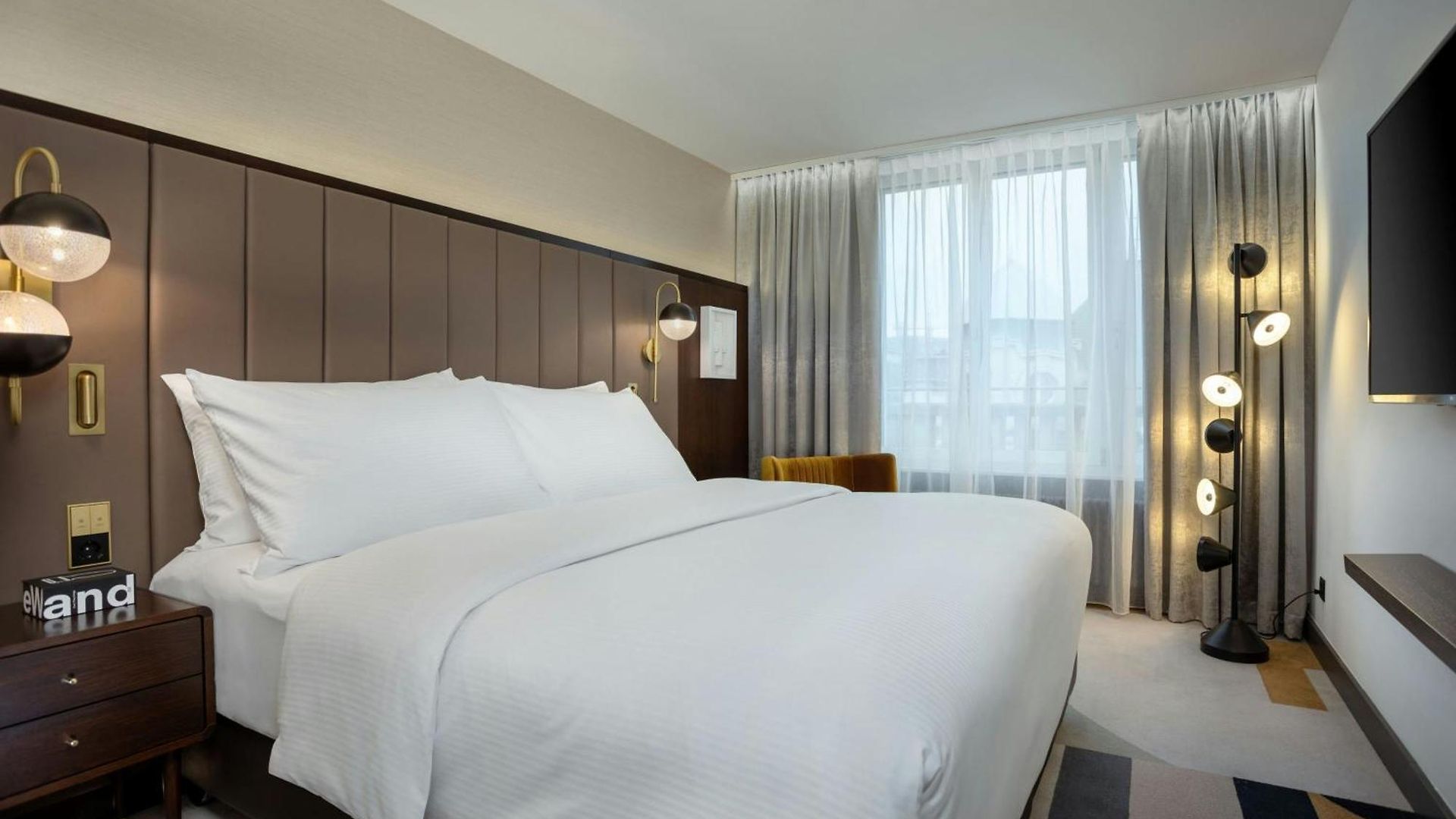 Neues Schloss Privat Zurich, Autograph Collection 5*