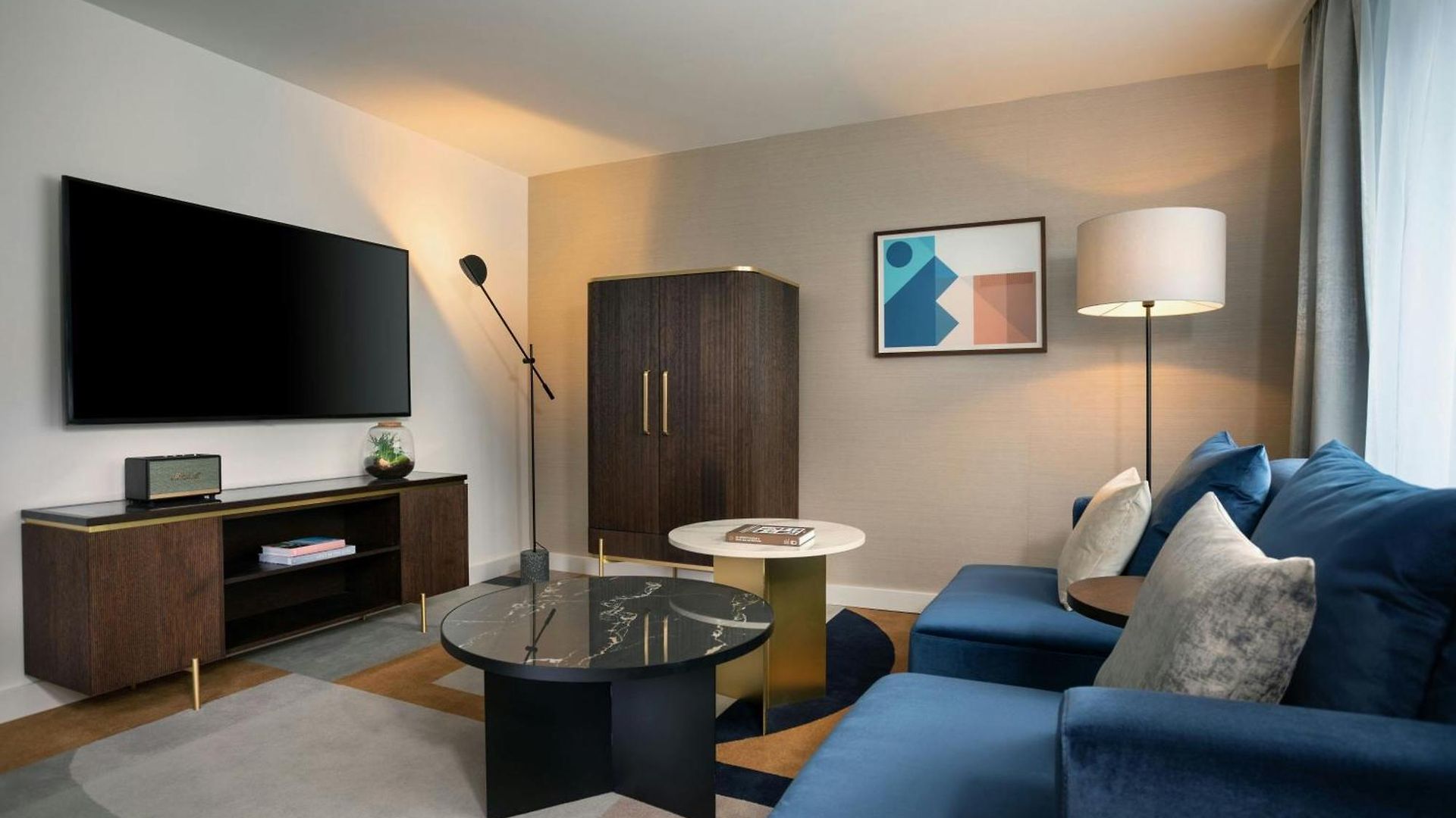 Neues Schloss Privat Zurich, Autograph Collection Hotel
