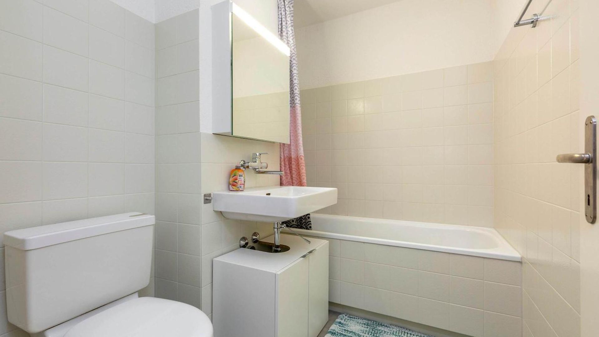 Kaya Sapphire Apartment Zurich