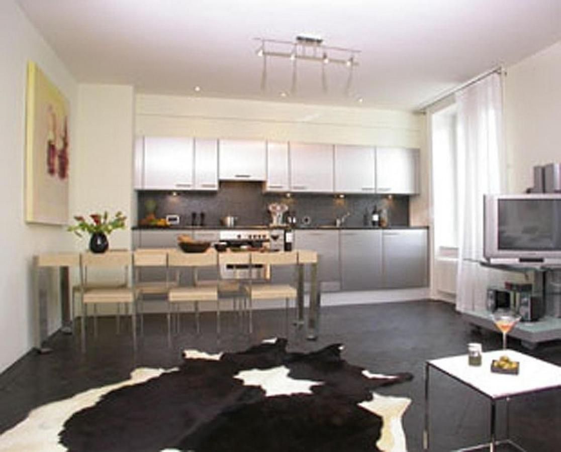 Visionapartments Hardstrasse - Self Check-in * Zürich