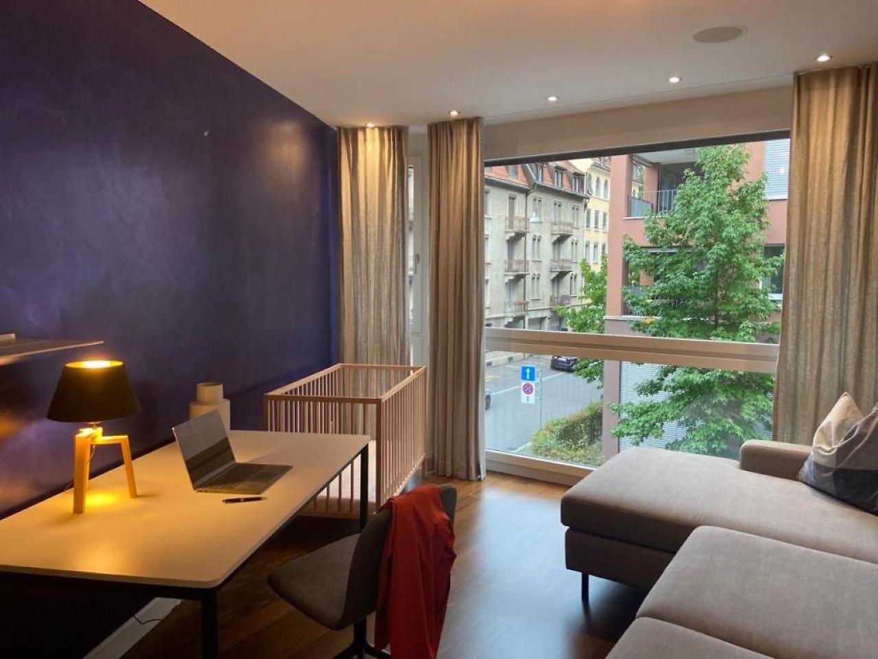 Luxury 250sqm With Ac & Parking