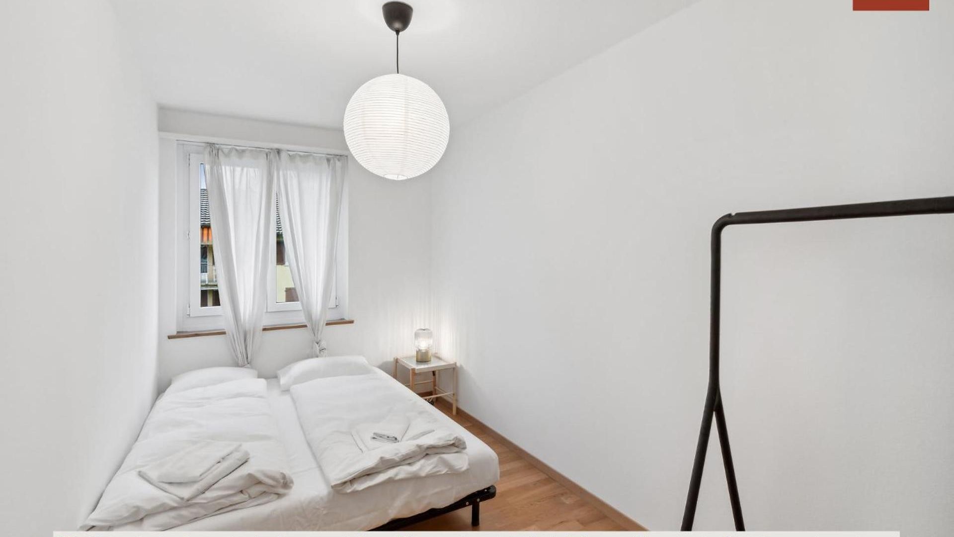 Compact Comfort For The On-the-go Life * Zürich
