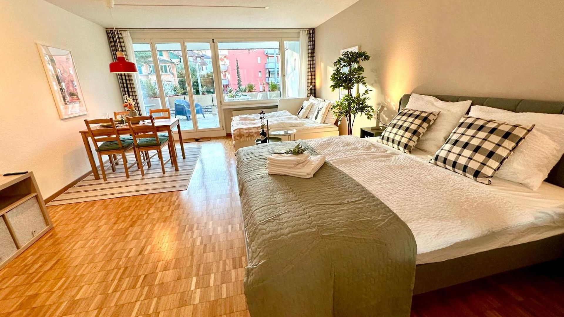 New With Sunny Terrace & Air Condition Apartment *