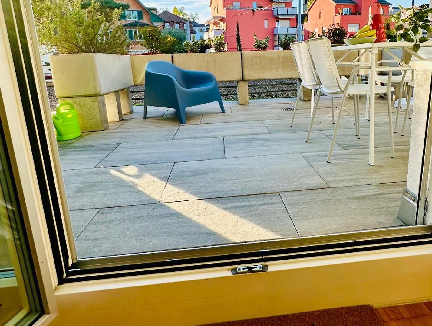 Apartment New With Sunny Terrace & Air Condition Zurich