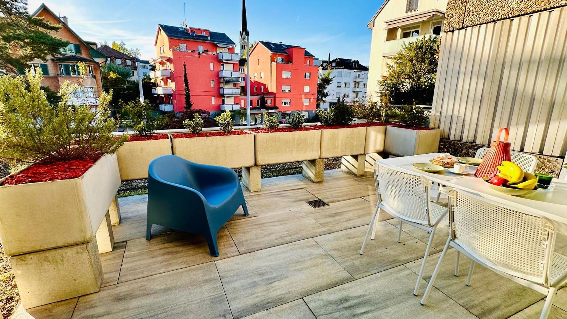 Apartment New With Sunny Terrace & Air Condition Zurich