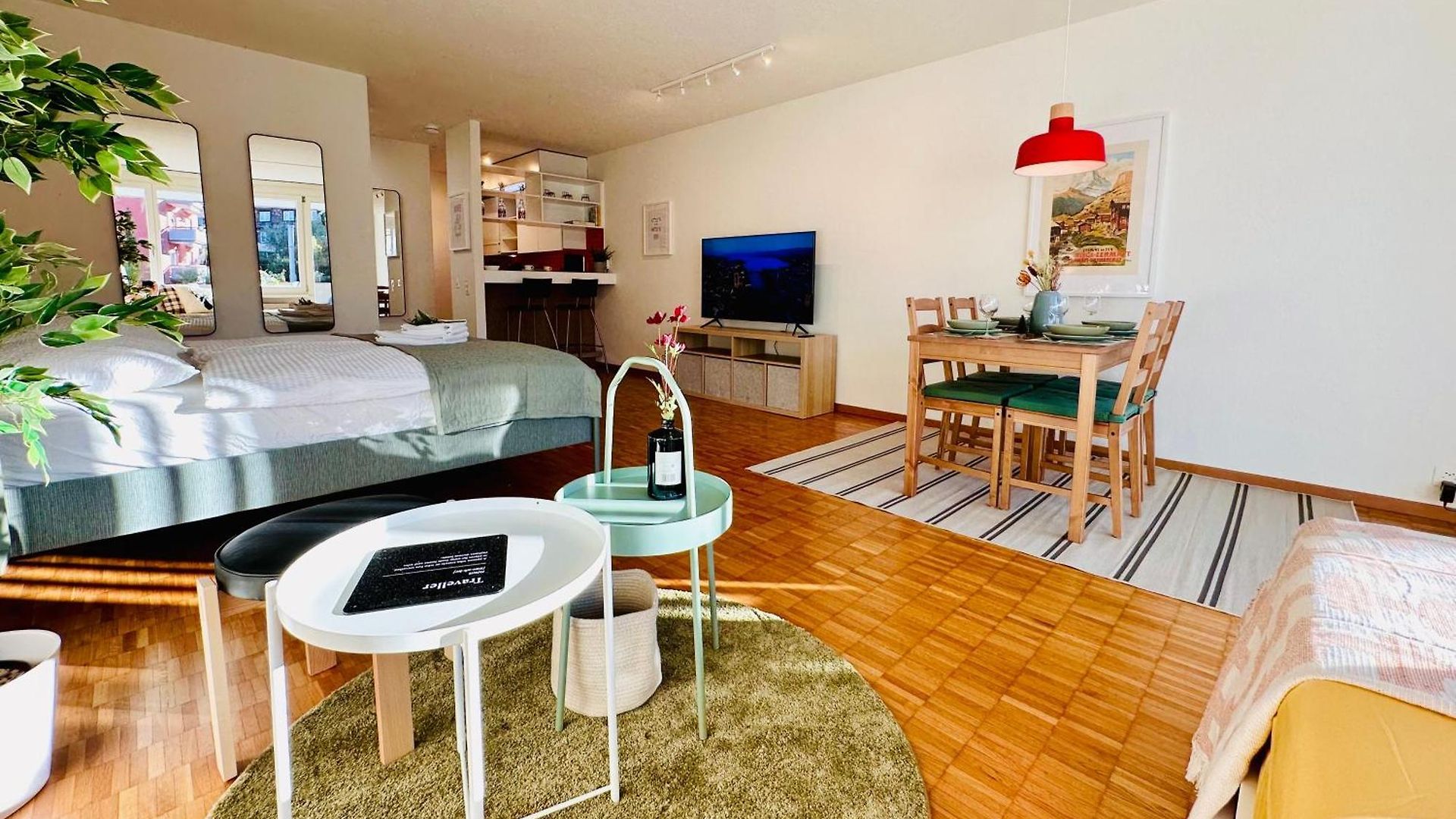 New With Sunny Terrace & Air Condition Apartment *