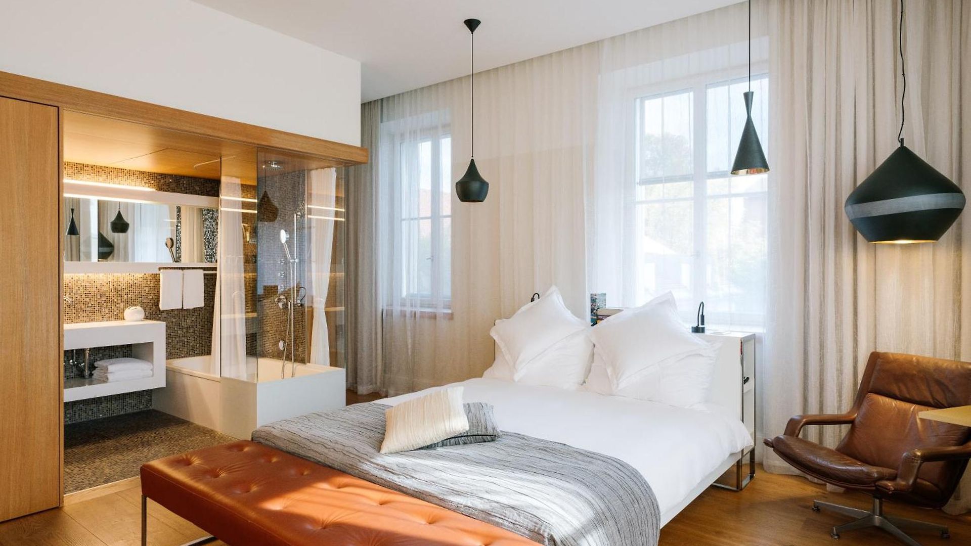 B2 Boutique 4*