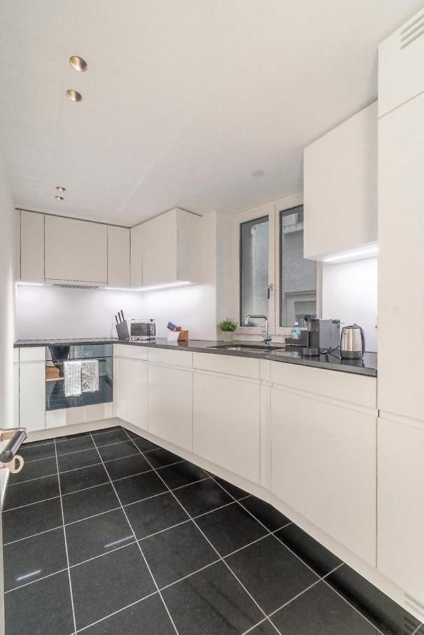 Boho - 80 Qm, 3 Schlafzimmer, Balkon&zugang Zur Dachterrasse Mit Grill&seesicht Zürich