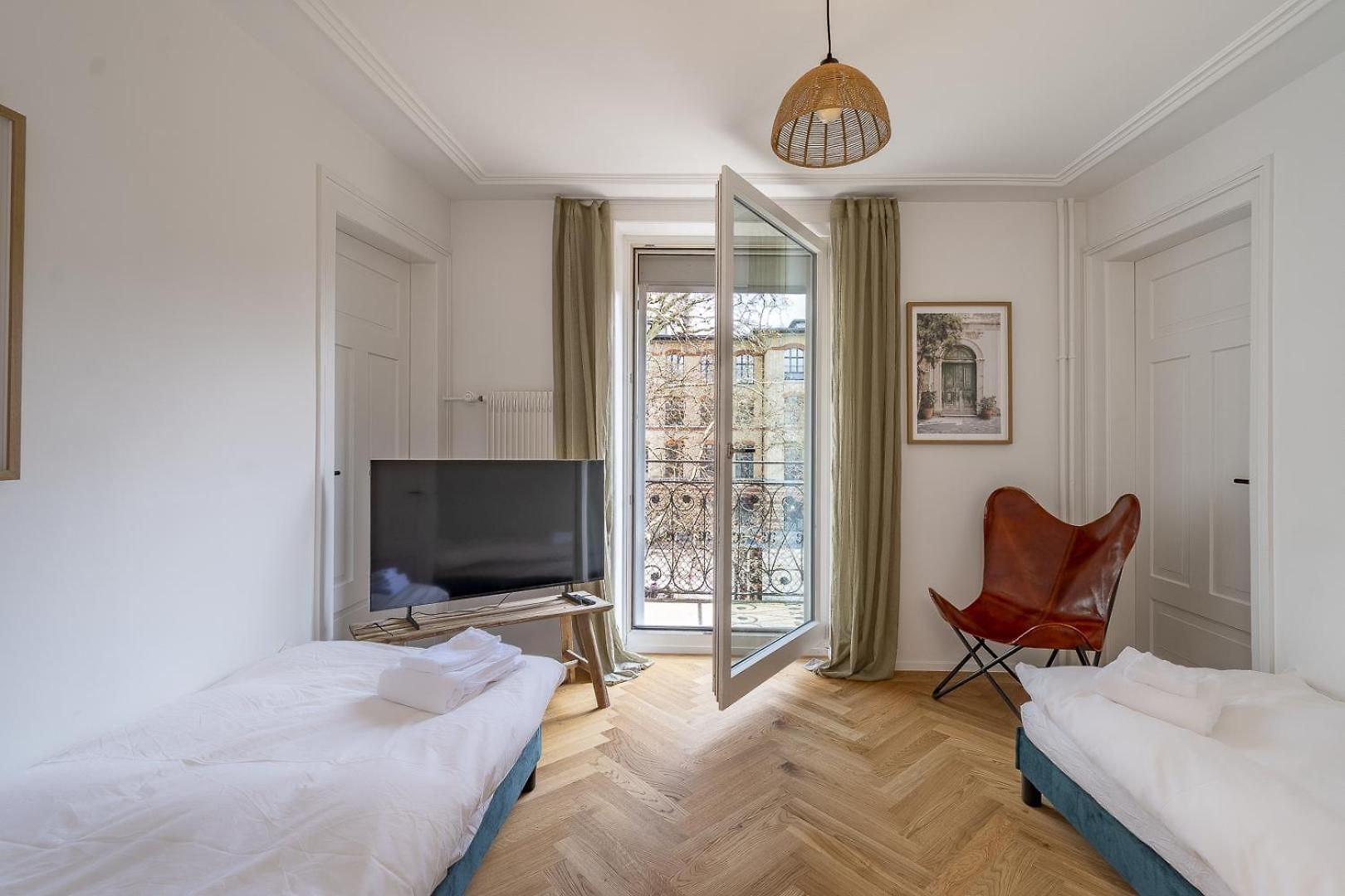 Boho - 80 Qm, 3 Schlafzimmer, Balkon&zugang Zur Dachterrasse Mit Grill&seesicht * Zürich