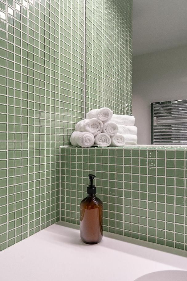 Boho - 80 Qm, 3 Schlafzimmer, Balkon&zugang Zur Dachterrasse Mit Grill&seesicht * Zürich