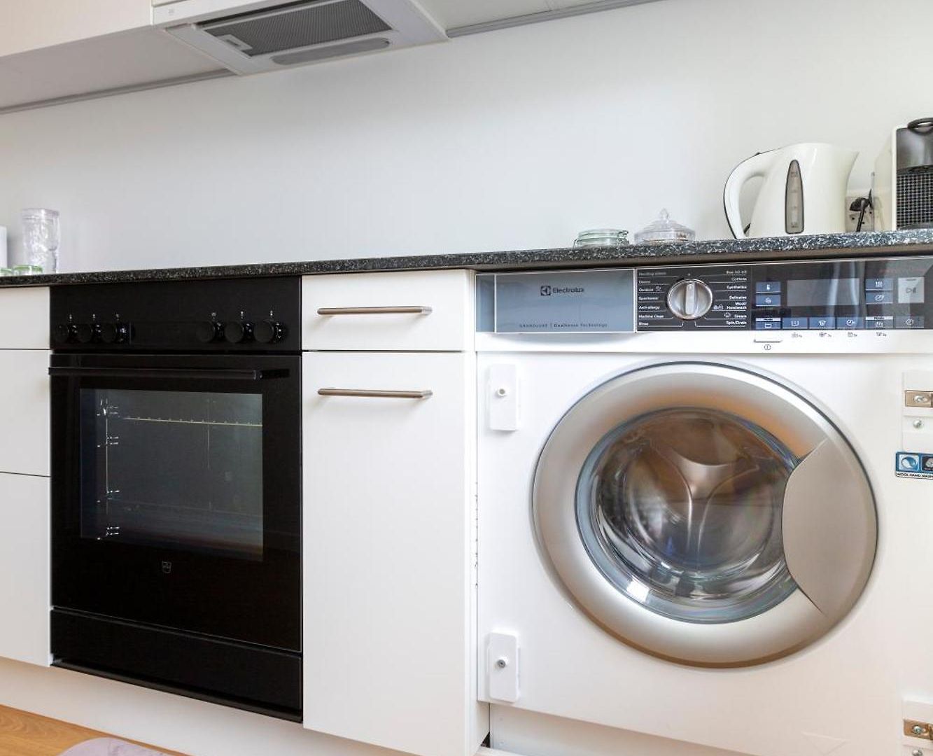 Kaya 3a - Downtown 2br With Balcony Zurich