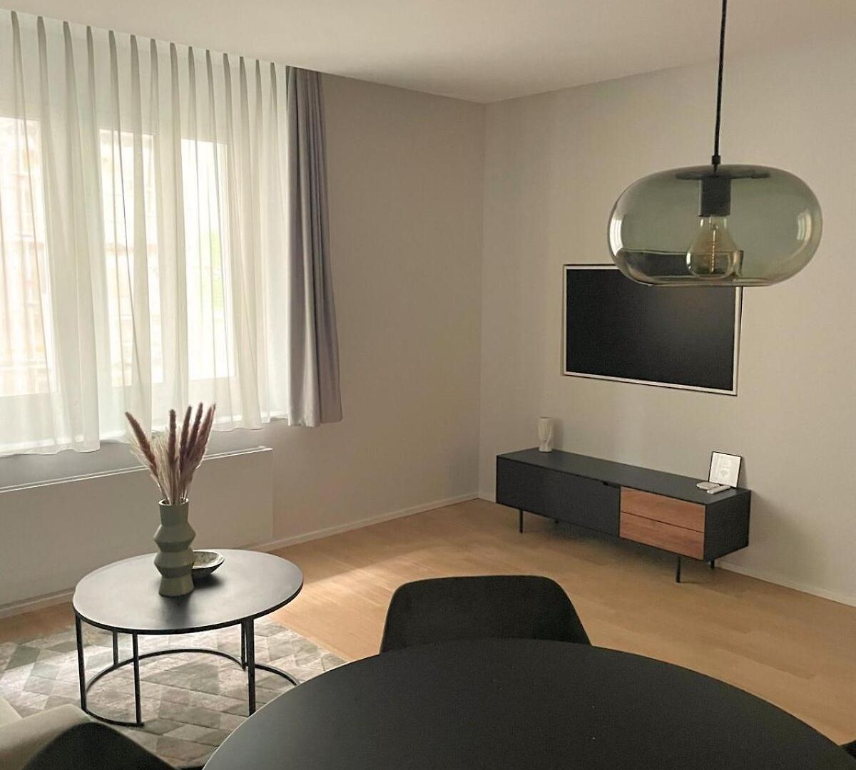 2 In District 4 Apartment *