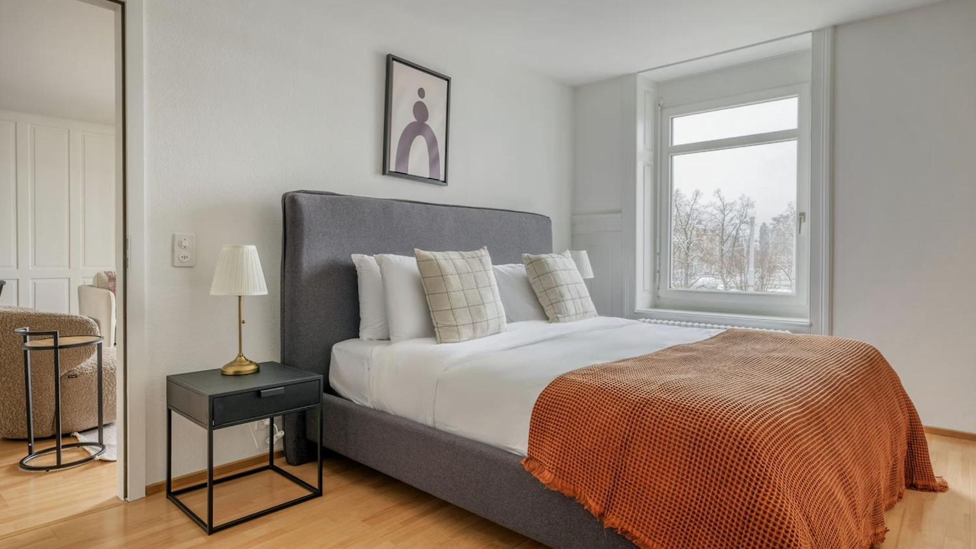 Charming In 4 Apartment *