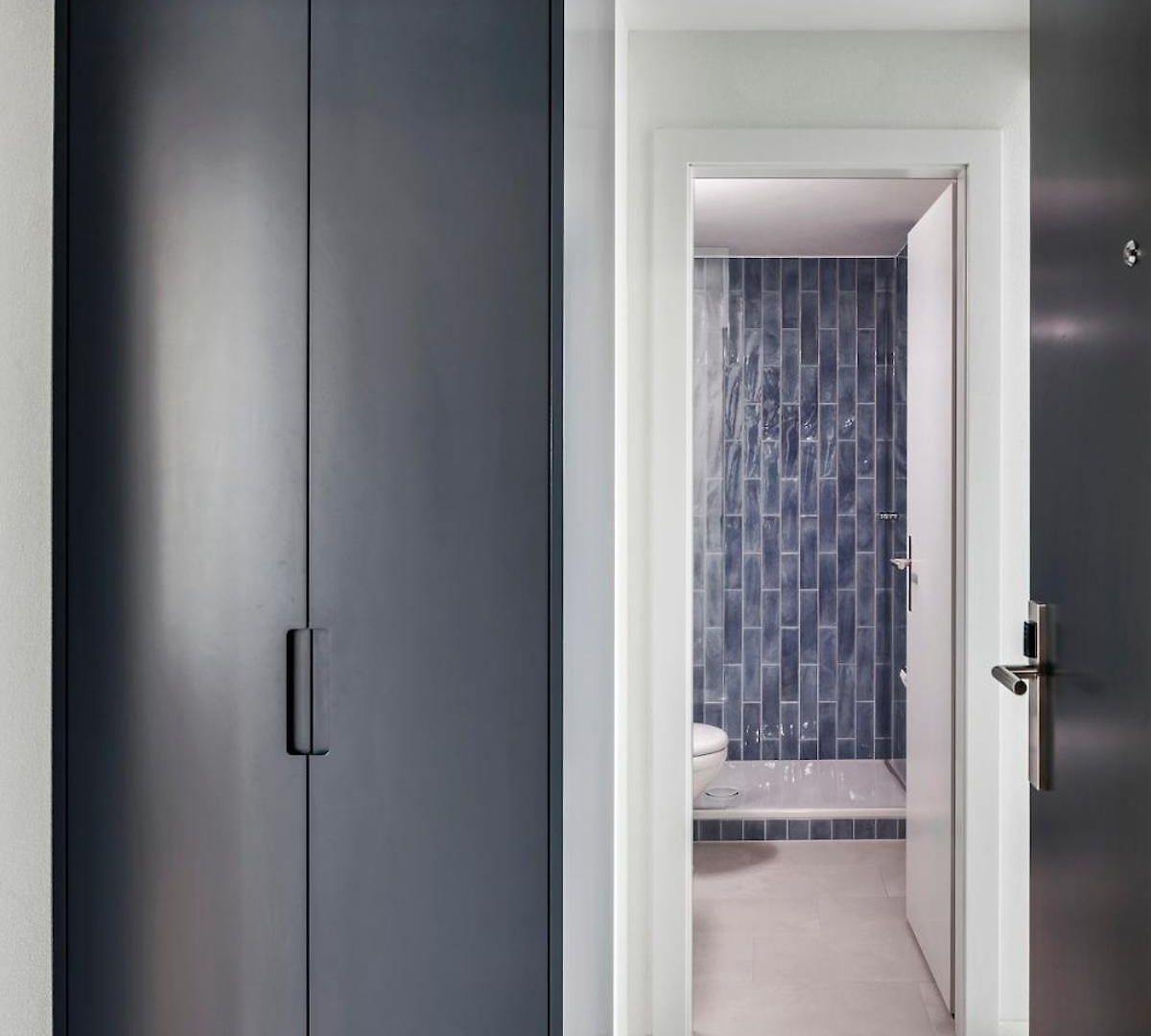 Apartment Prime With Designer Furniture In District 4 *
