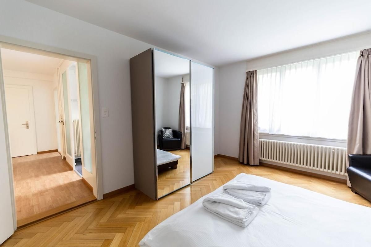 Bright One Bedroom Flat - Parkview 1 Apartment Zürich