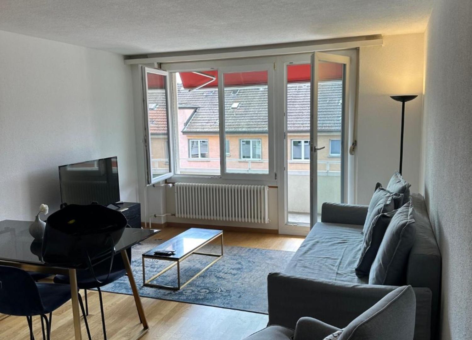 Apartment In West-eichbuehlstr 62-68 Zurich