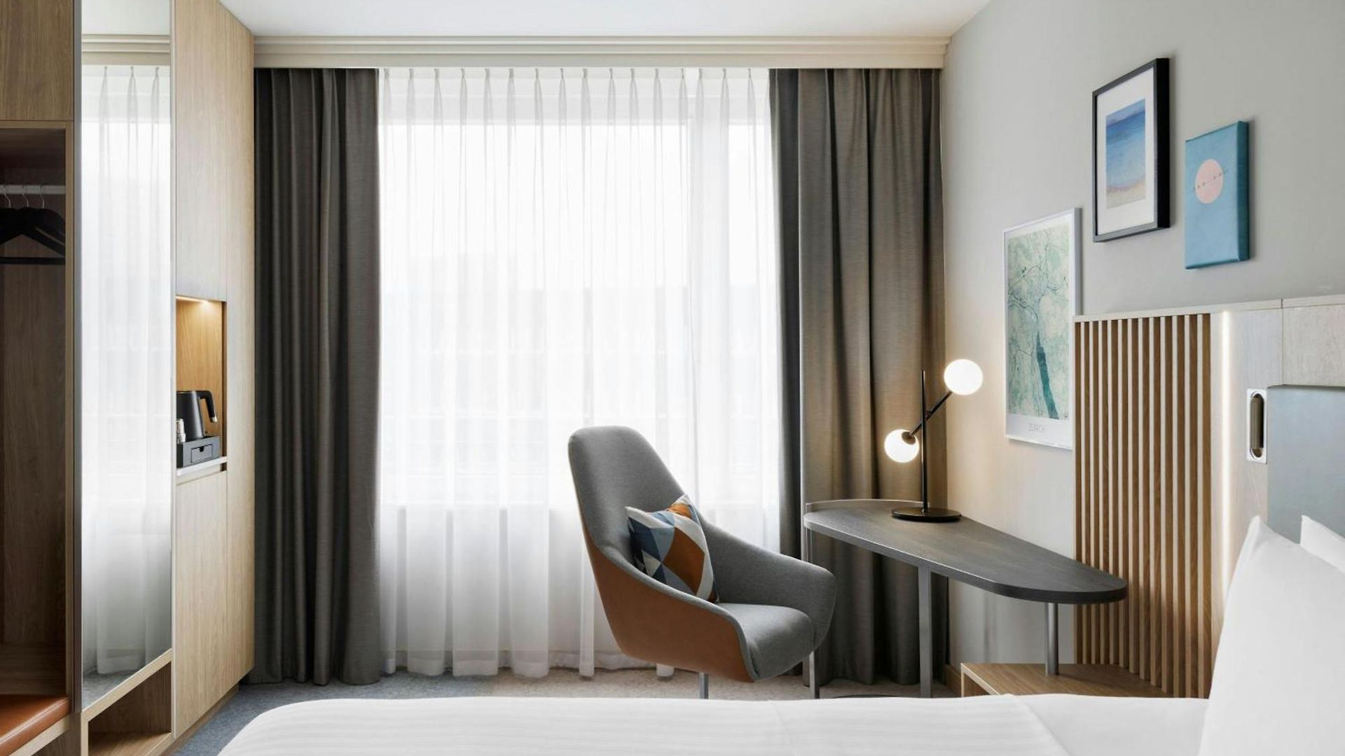 Courtyard By Marriott North Hotel 4*