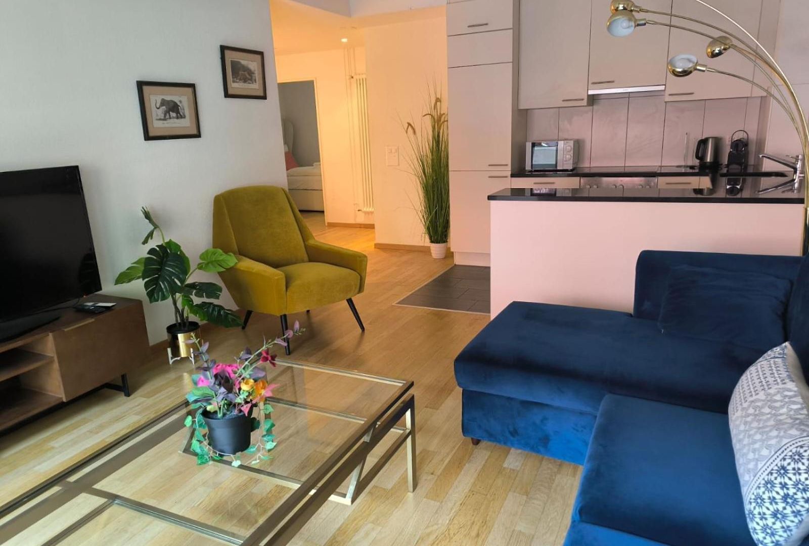 Apartment In West-eichbuehlstr 62-68 Zurich