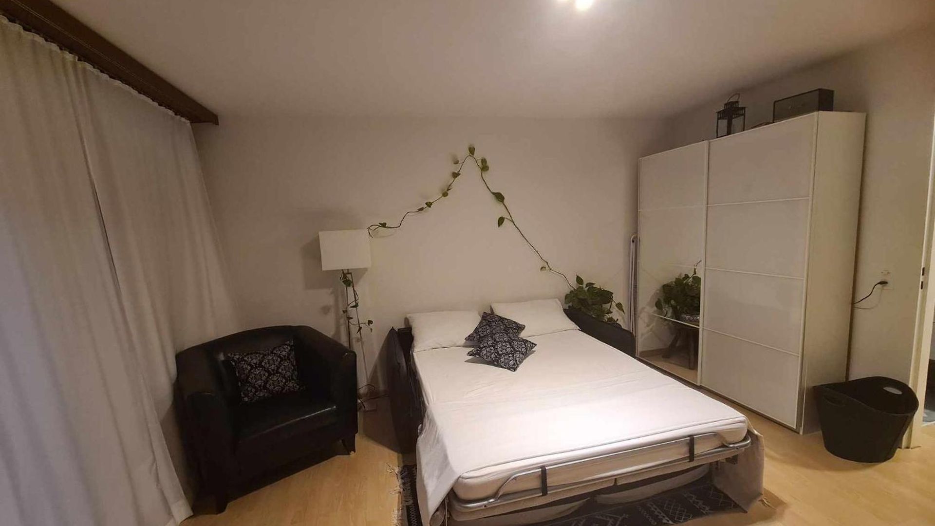 Cozy In Apartment Zurich