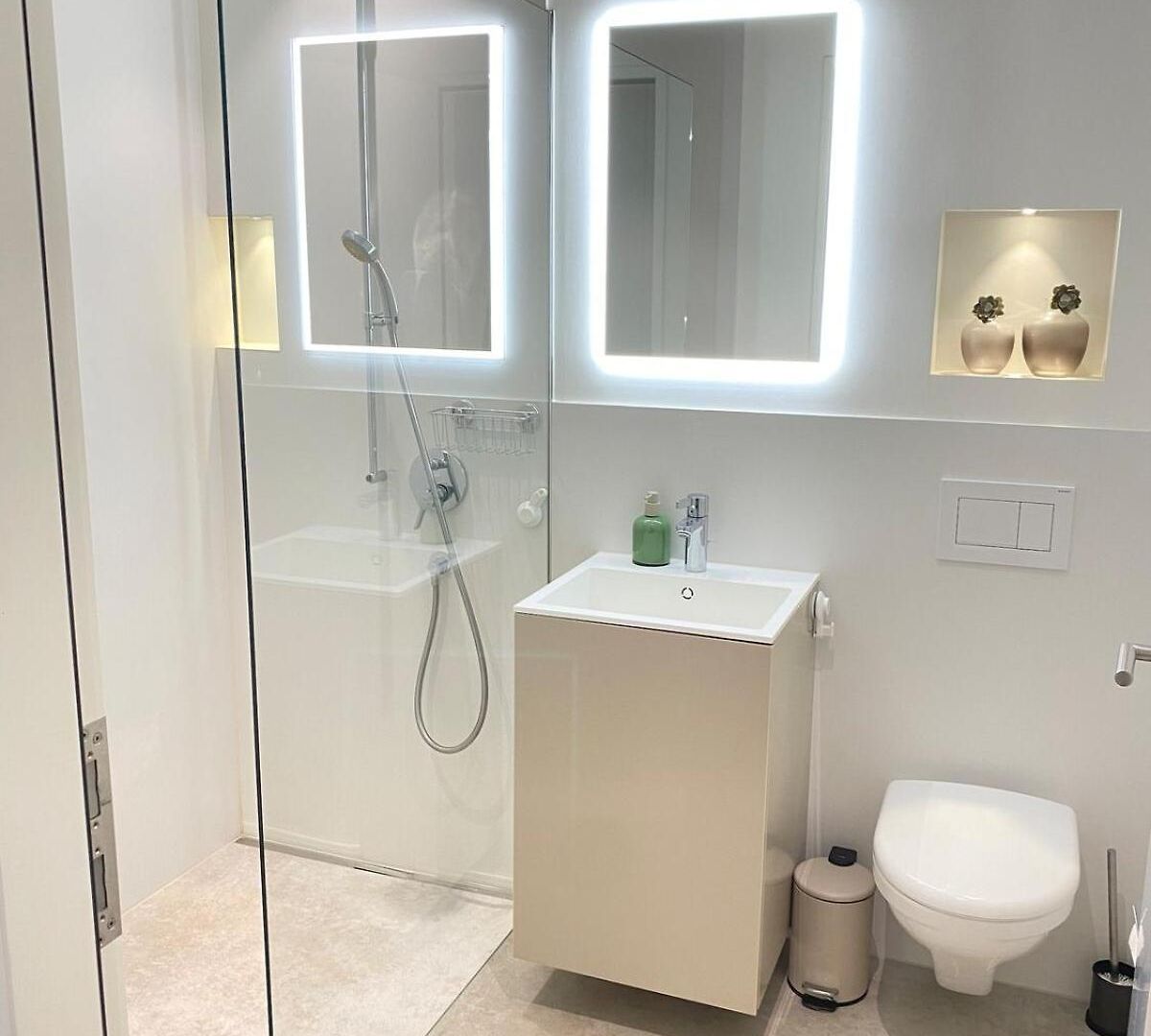 With Stunning Views- 15 Min Hb- Self Check-in * Zurich