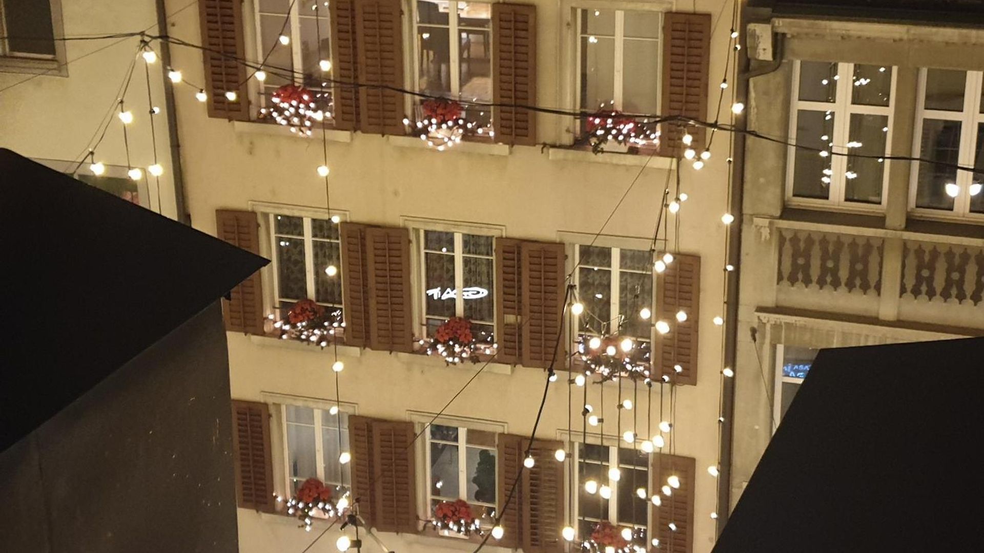 Apartment Your Summer Rooftop