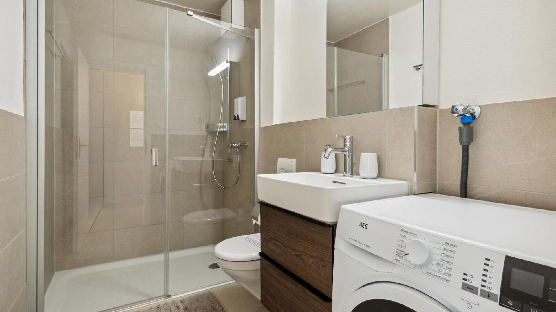 Up&great - Chic Urban Homes Apartment *