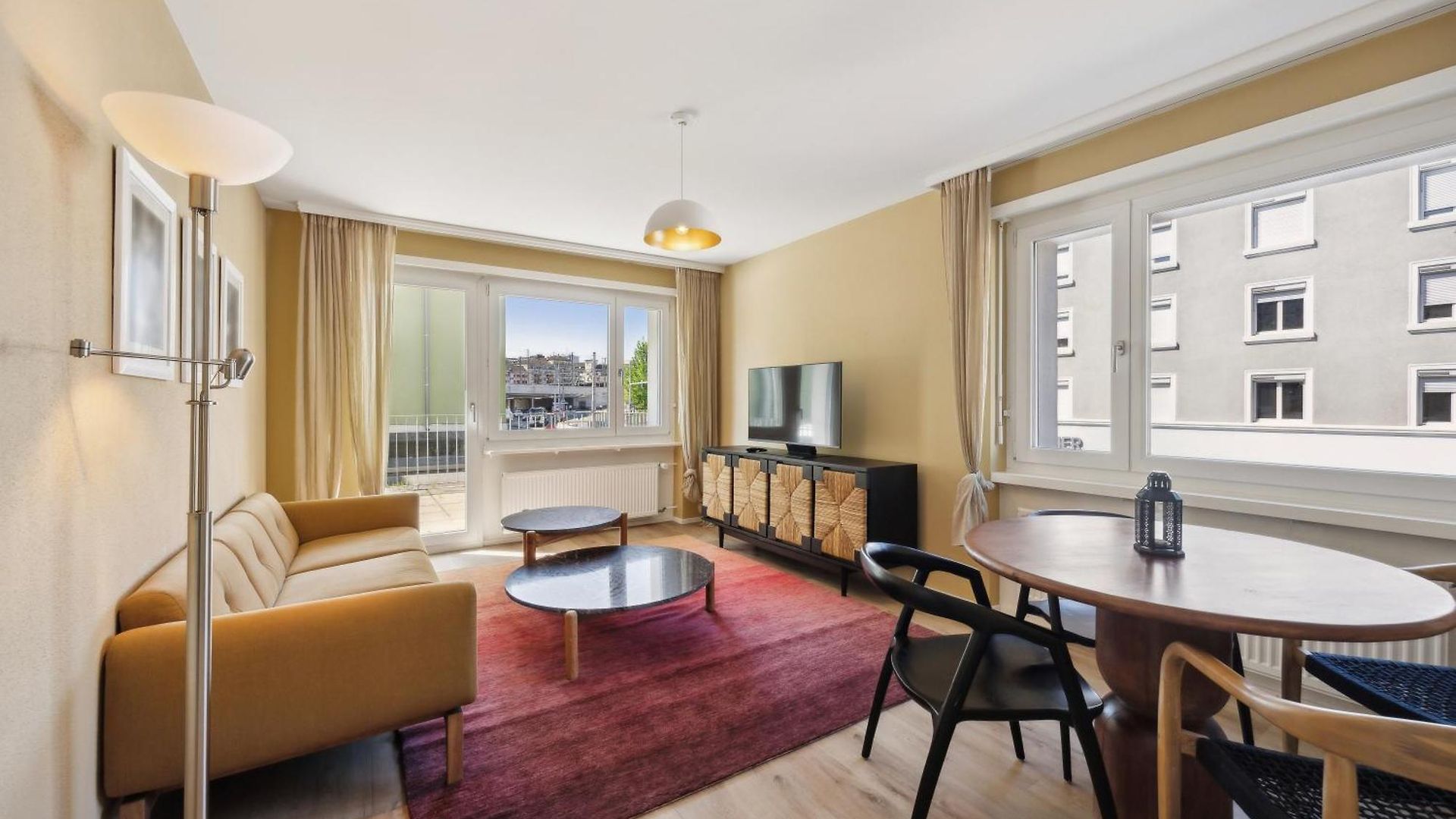 Up&great - Stylish Living Apartment Zurich