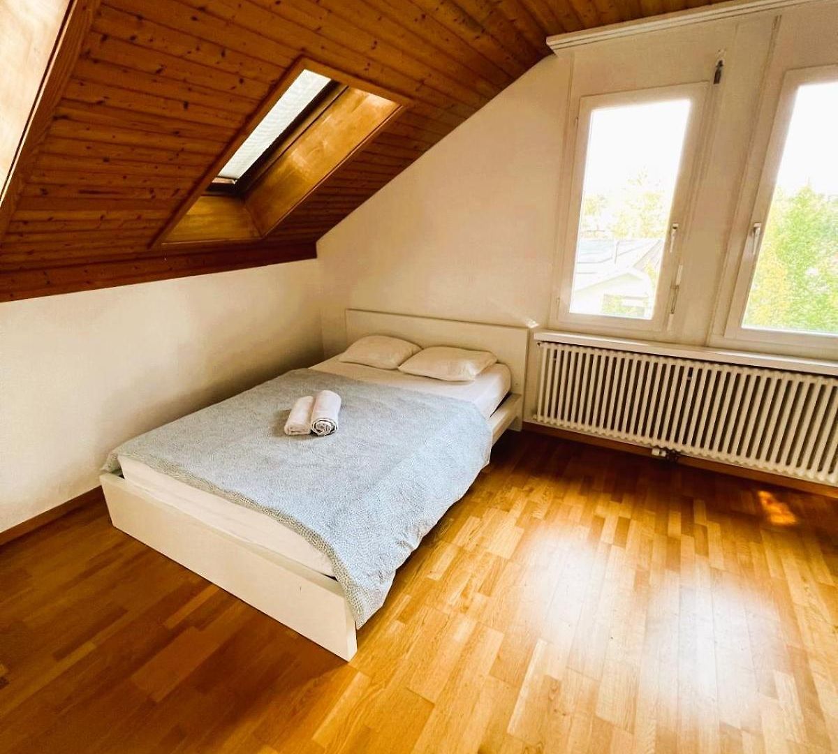 Zurich Center Flats With Balcony - Rigid Apartment Zurich